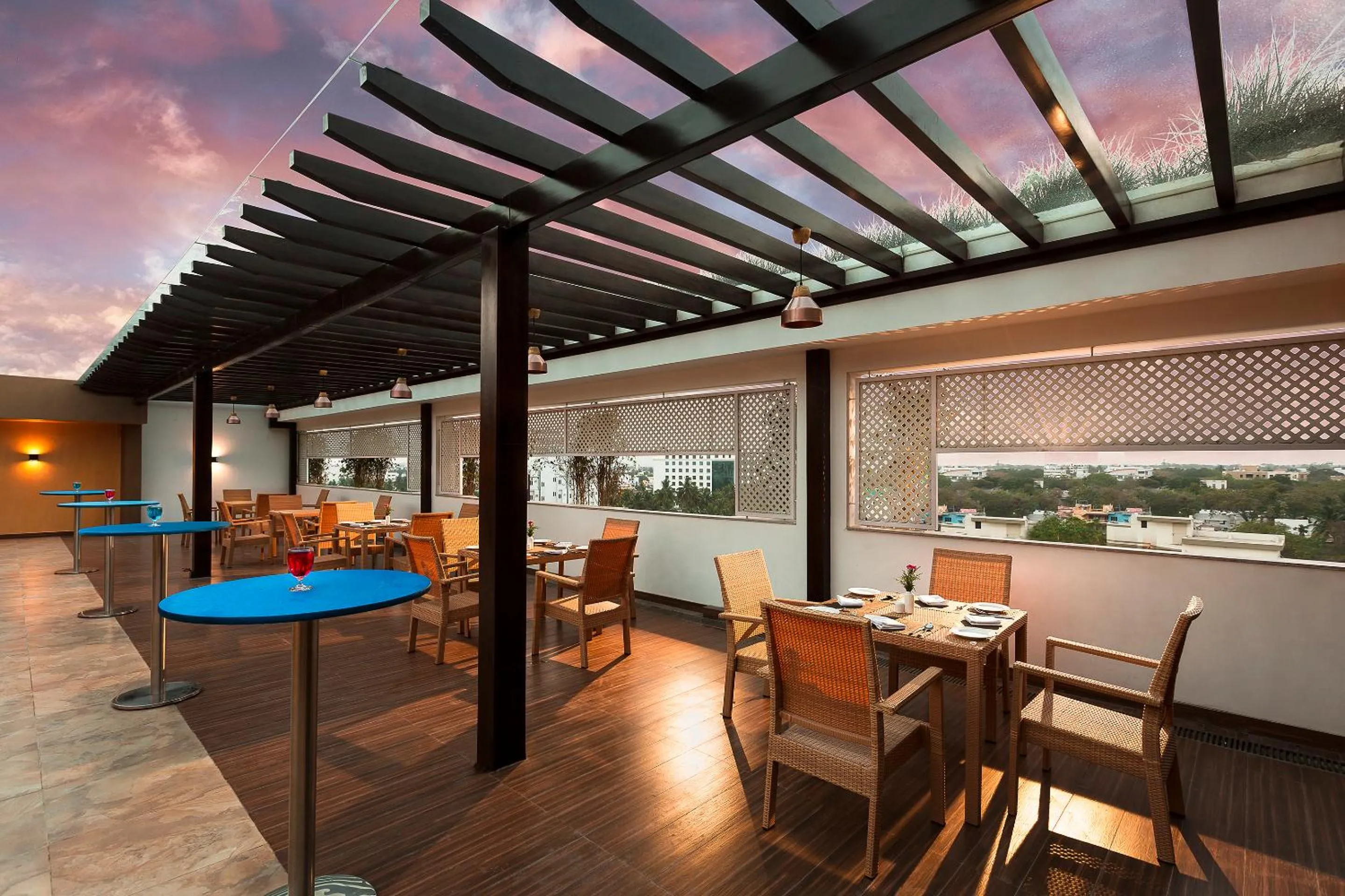 Restaurant/places to eat in CJ Pallazzio,Salem