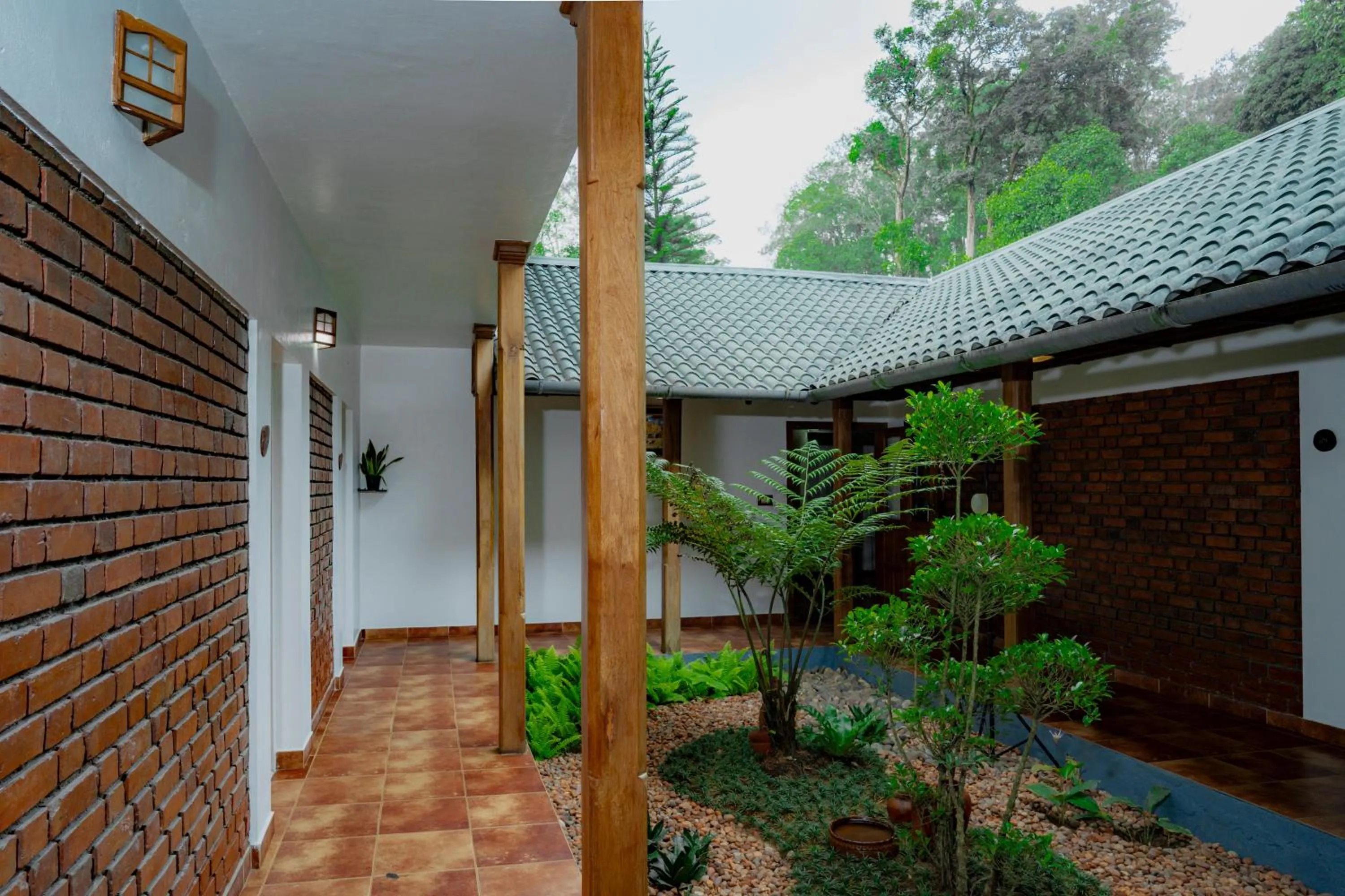 Bracknell Forest Munnar