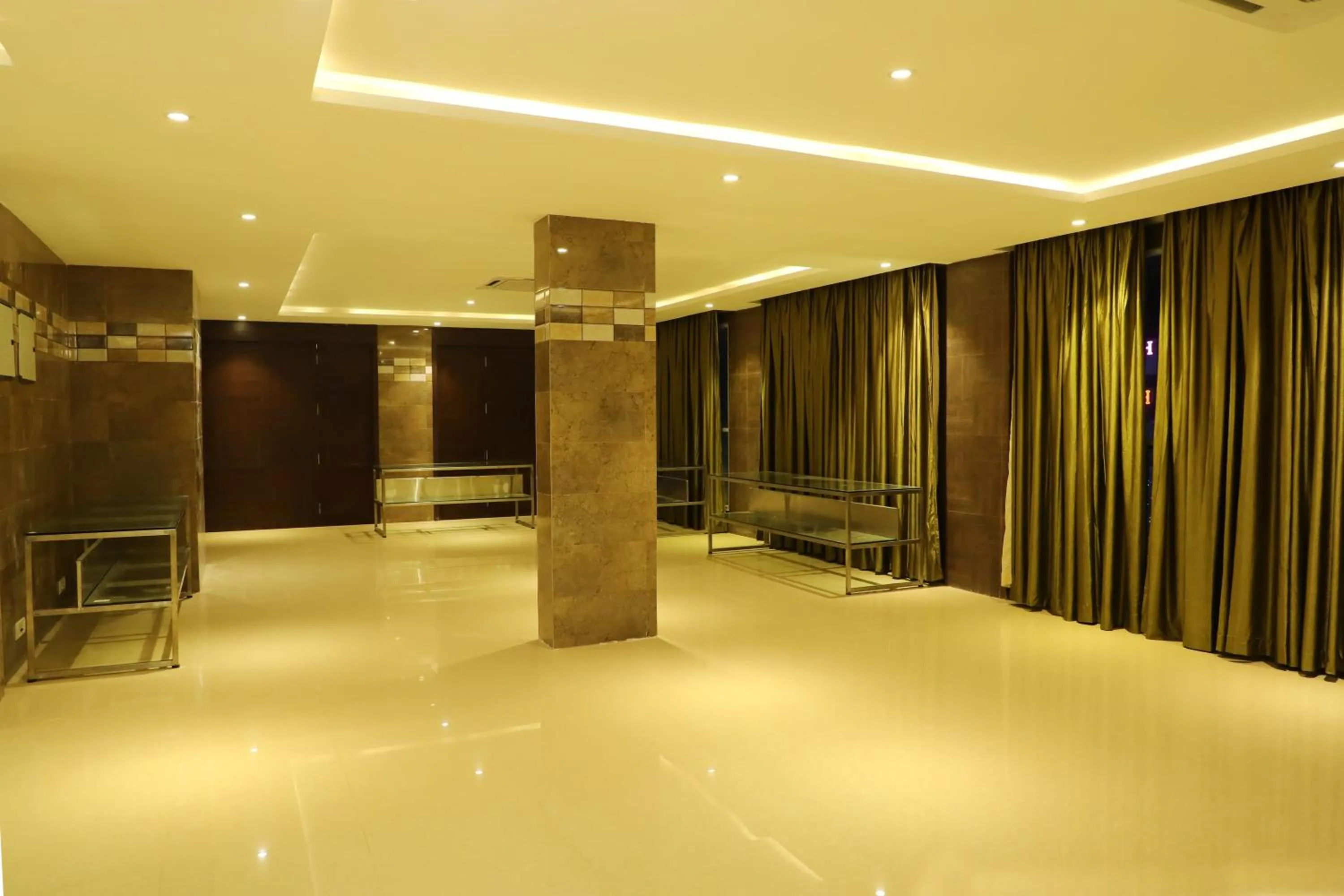 Banquet/Function facilities in Avenue Hotel
