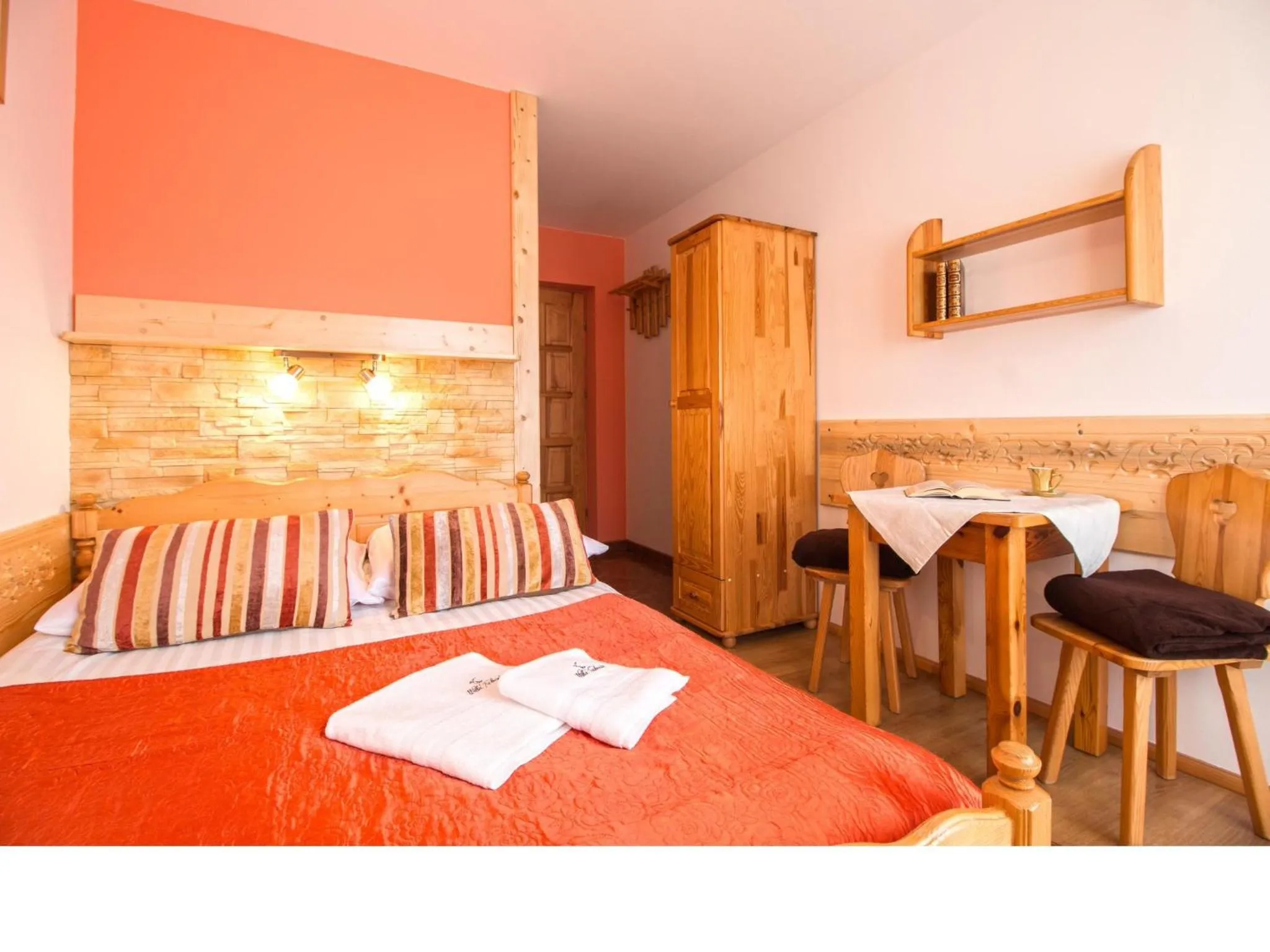 Photo of the whole room, Bed in Willa Trebunia