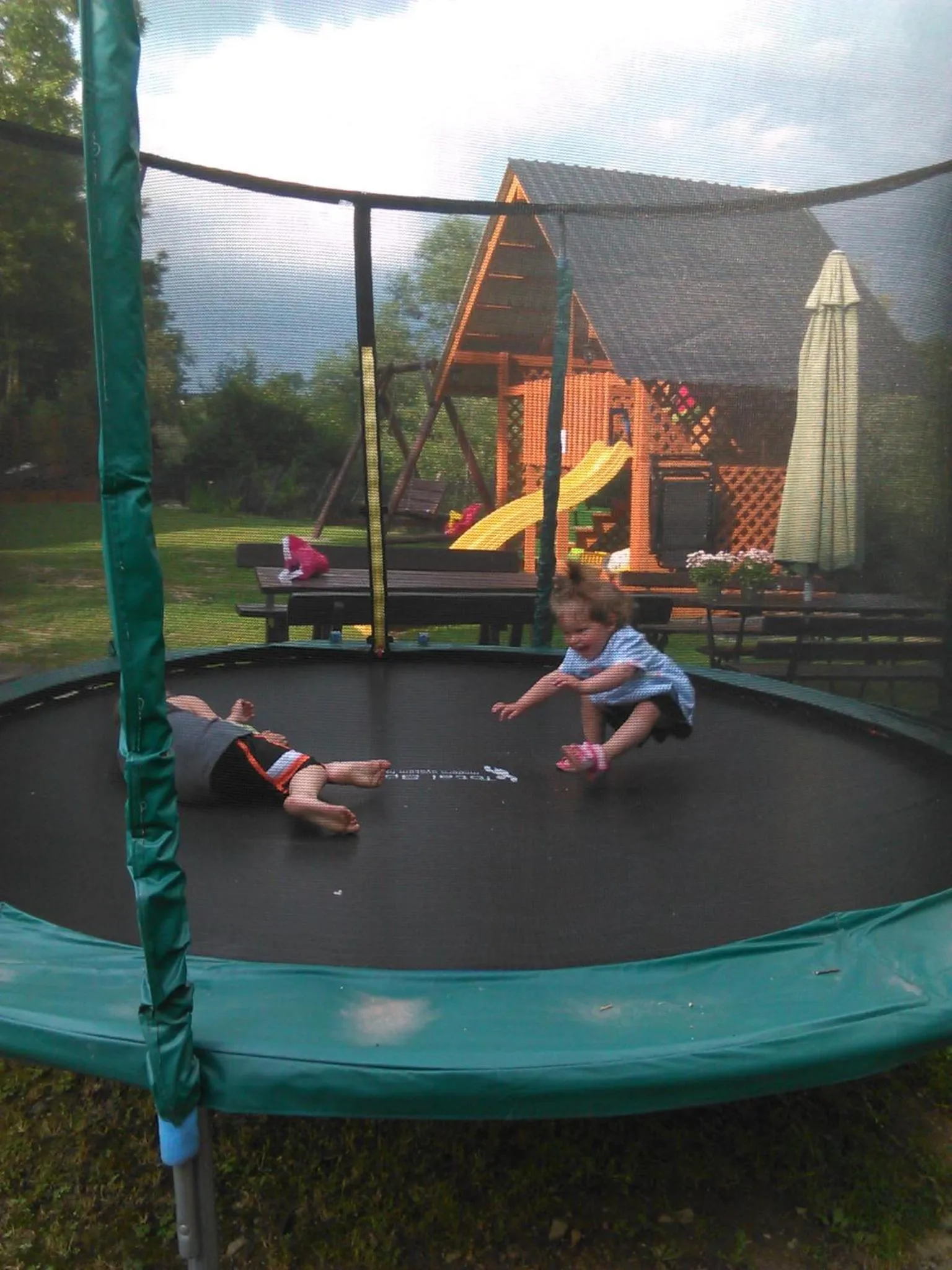 Area and facilities in Willa Trebunia