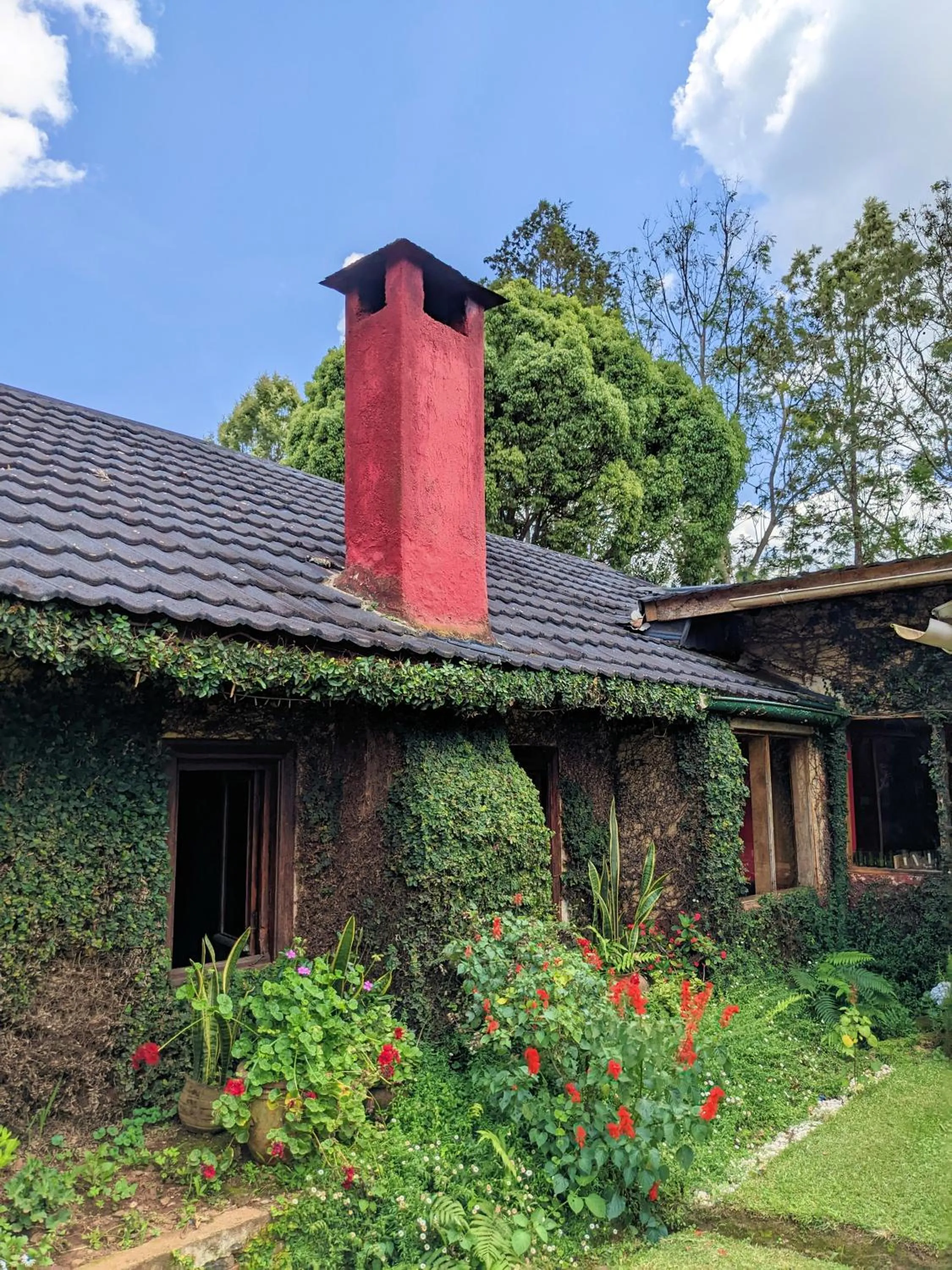 Property building in Lawns Hotel