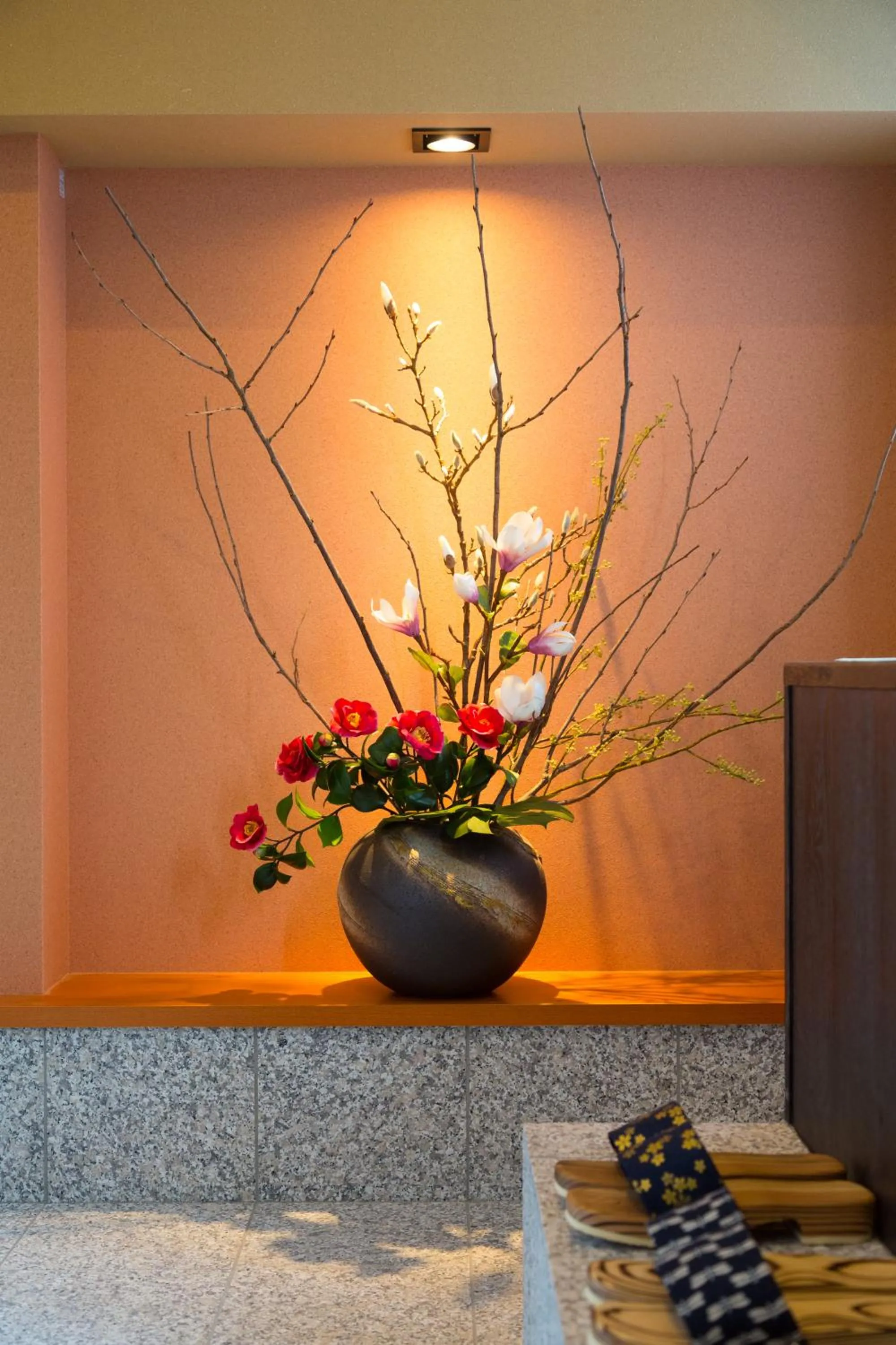 Decorative detail in 京と家 鴨川五条 -Kyotoya Kamogawagojo-