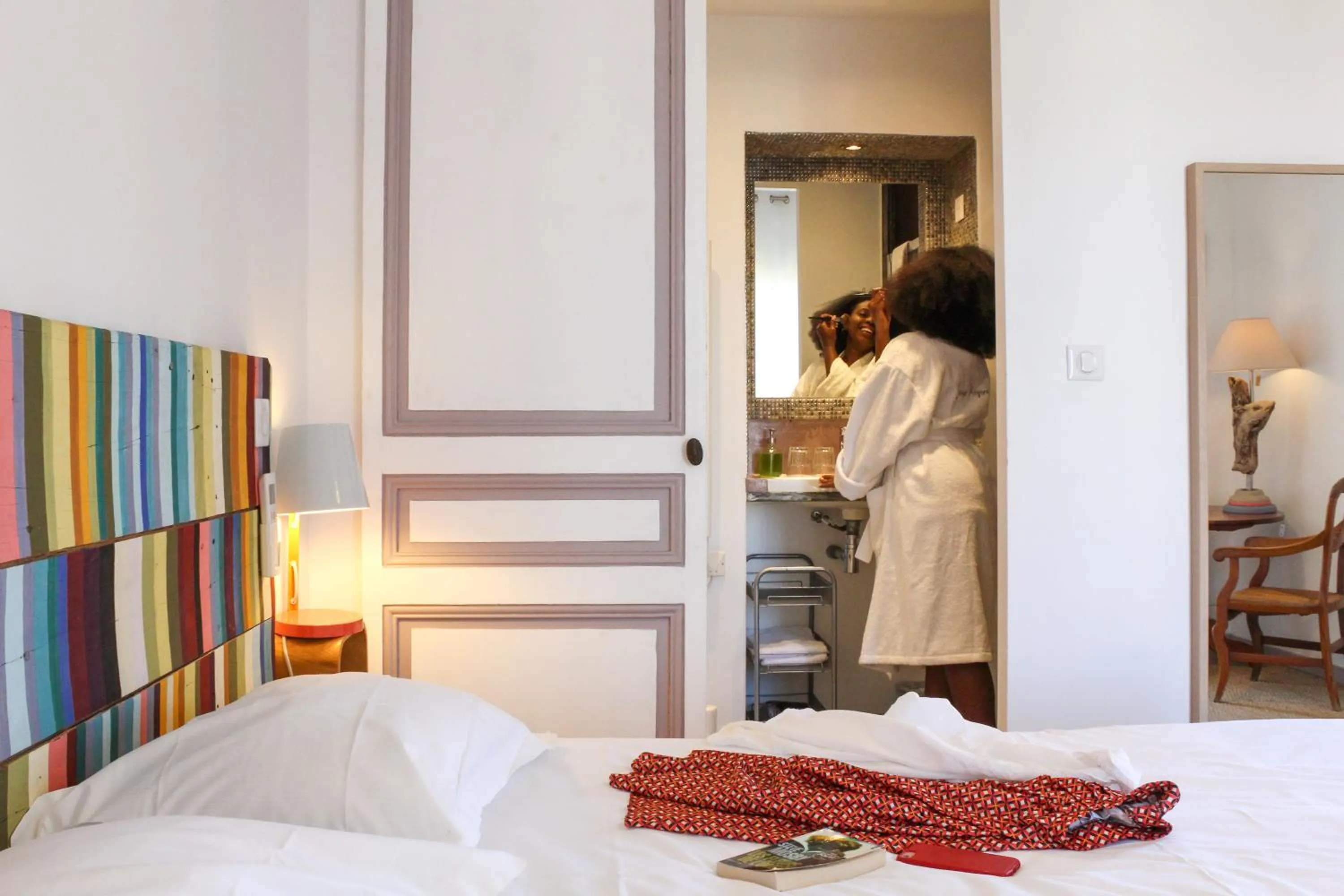 Bathroom, Bed in B&B Villa Du Roc Fleuri