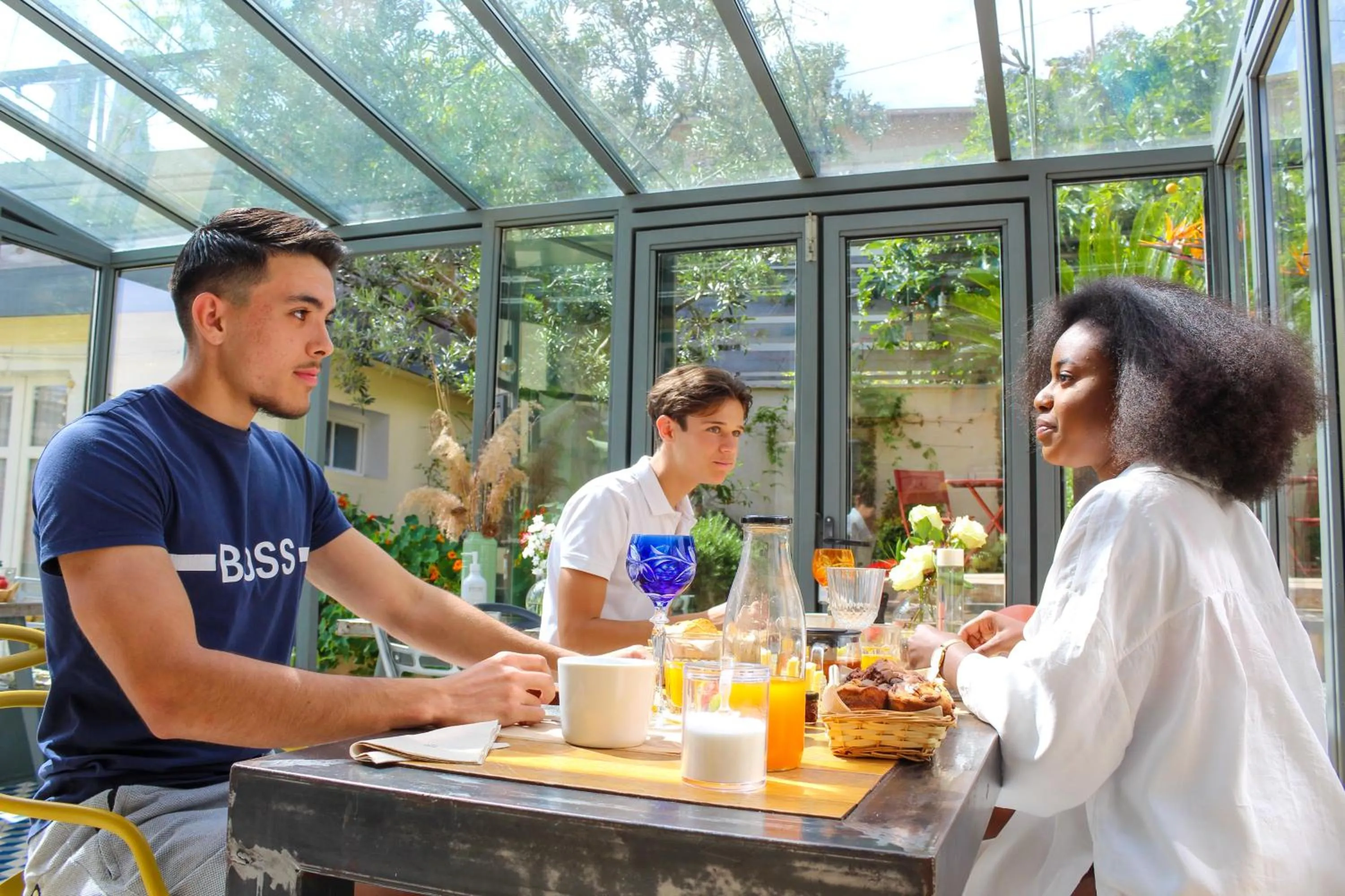 Breakfast in B&B Villa Du Roc Fleuri
