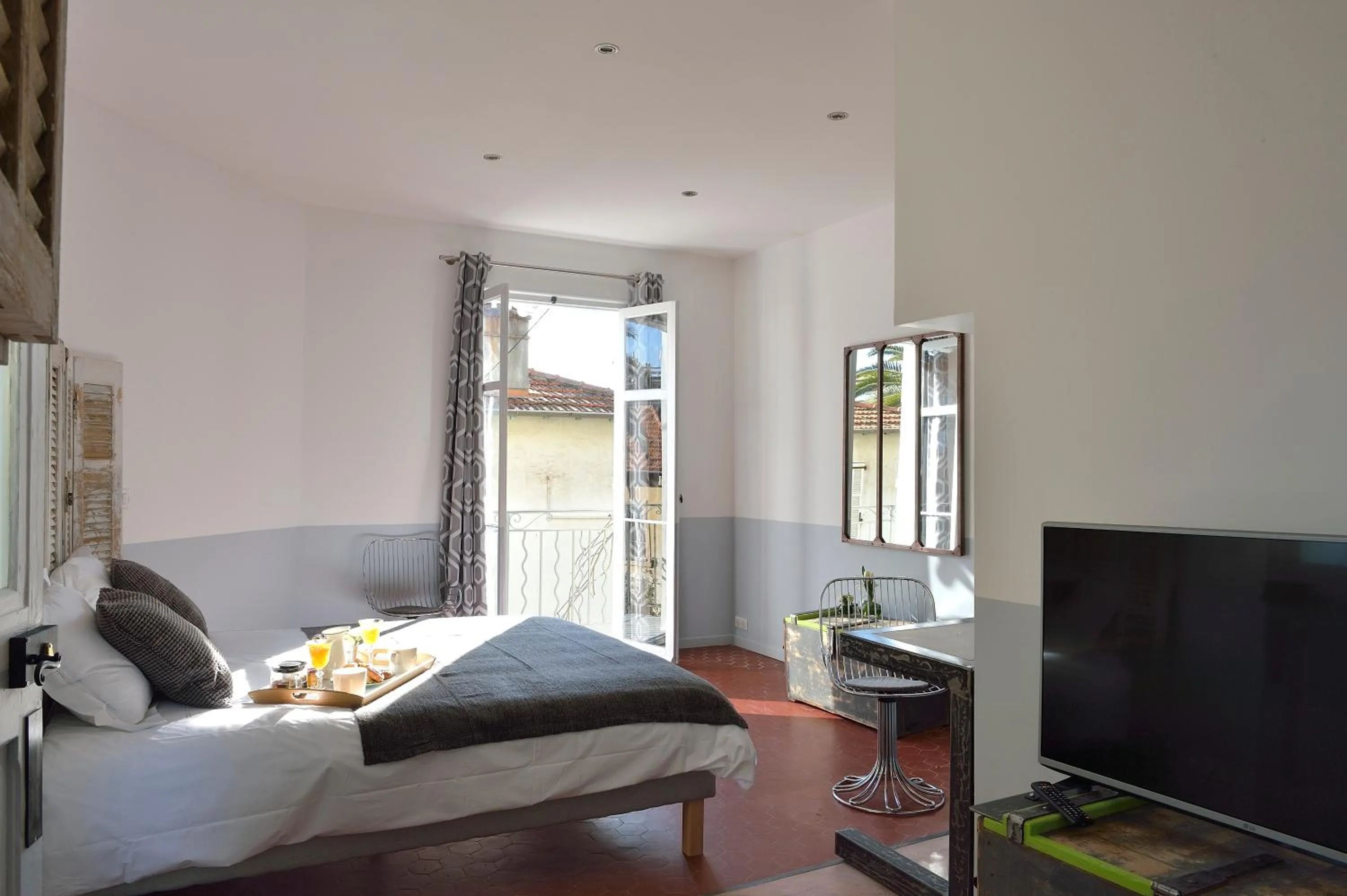 Day in B&B Villa Du Roc Fleuri