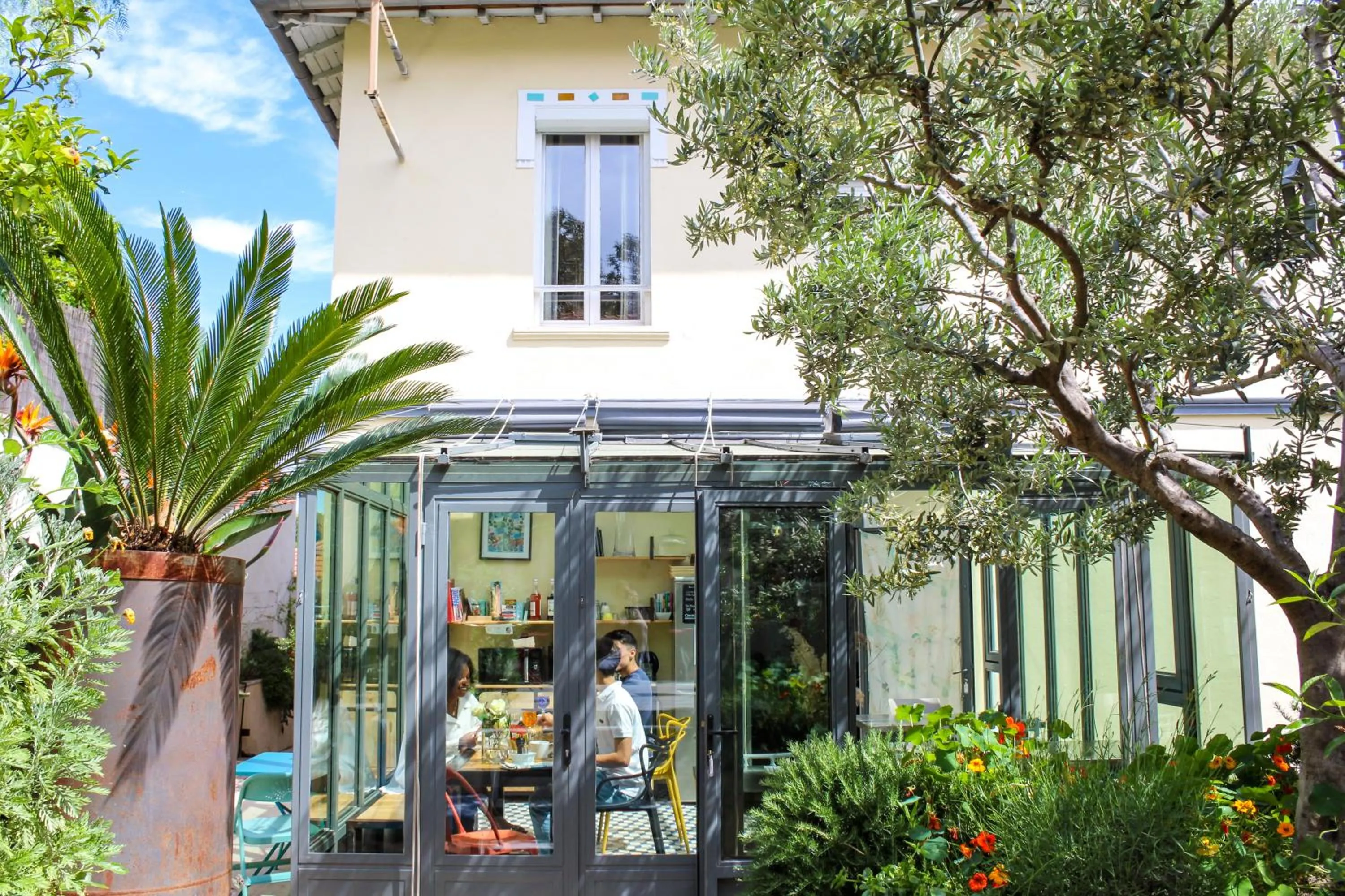 Property building in B&B Villa Du Roc Fleuri