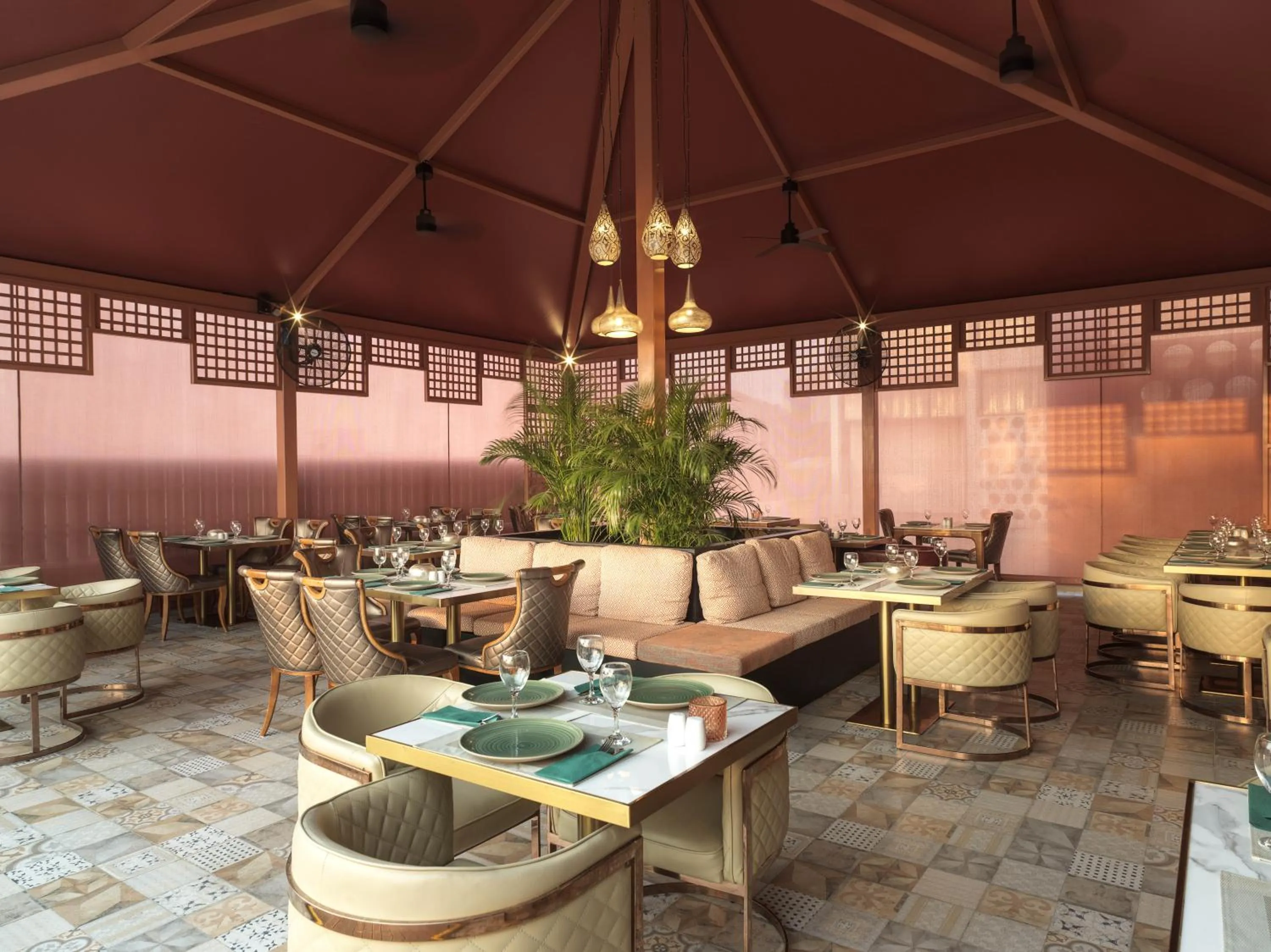 Restaurant/places to eat in Leonardo Laura Beach & Splash Resort