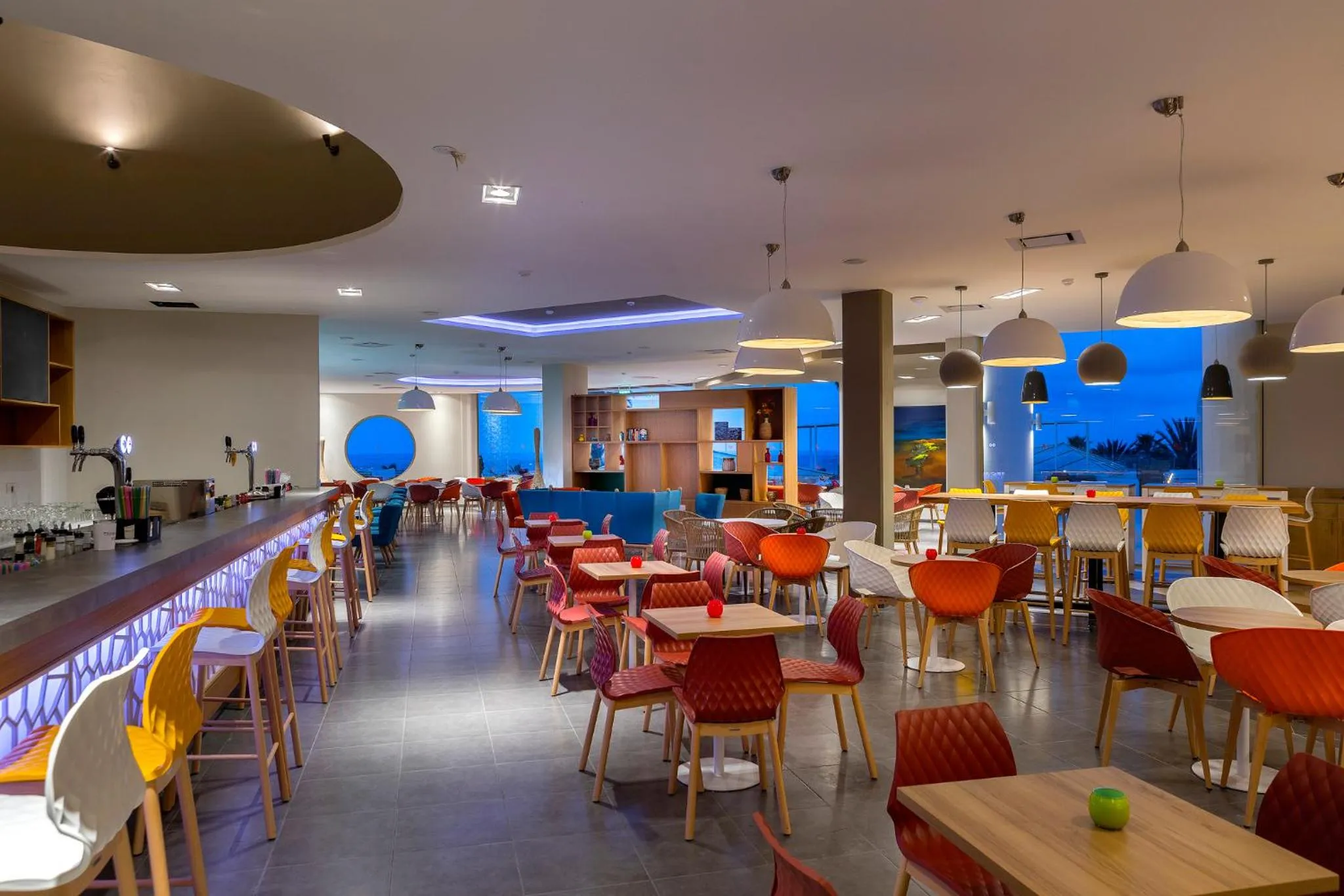 Restaurant/places to eat in Leonardo Laura Beach & Splash Resort