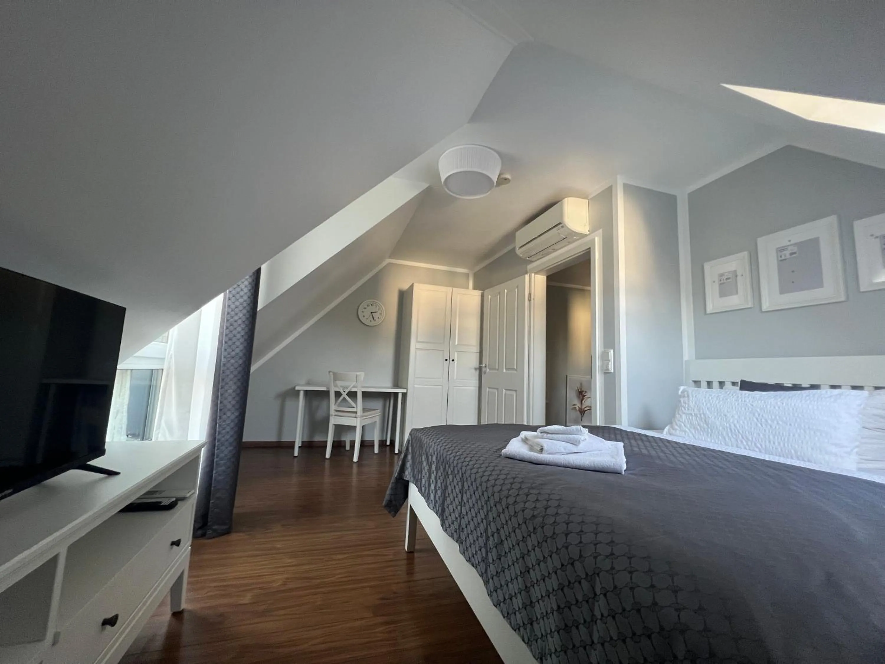 Bedroom, Bed in Merkel Villa Apartamente