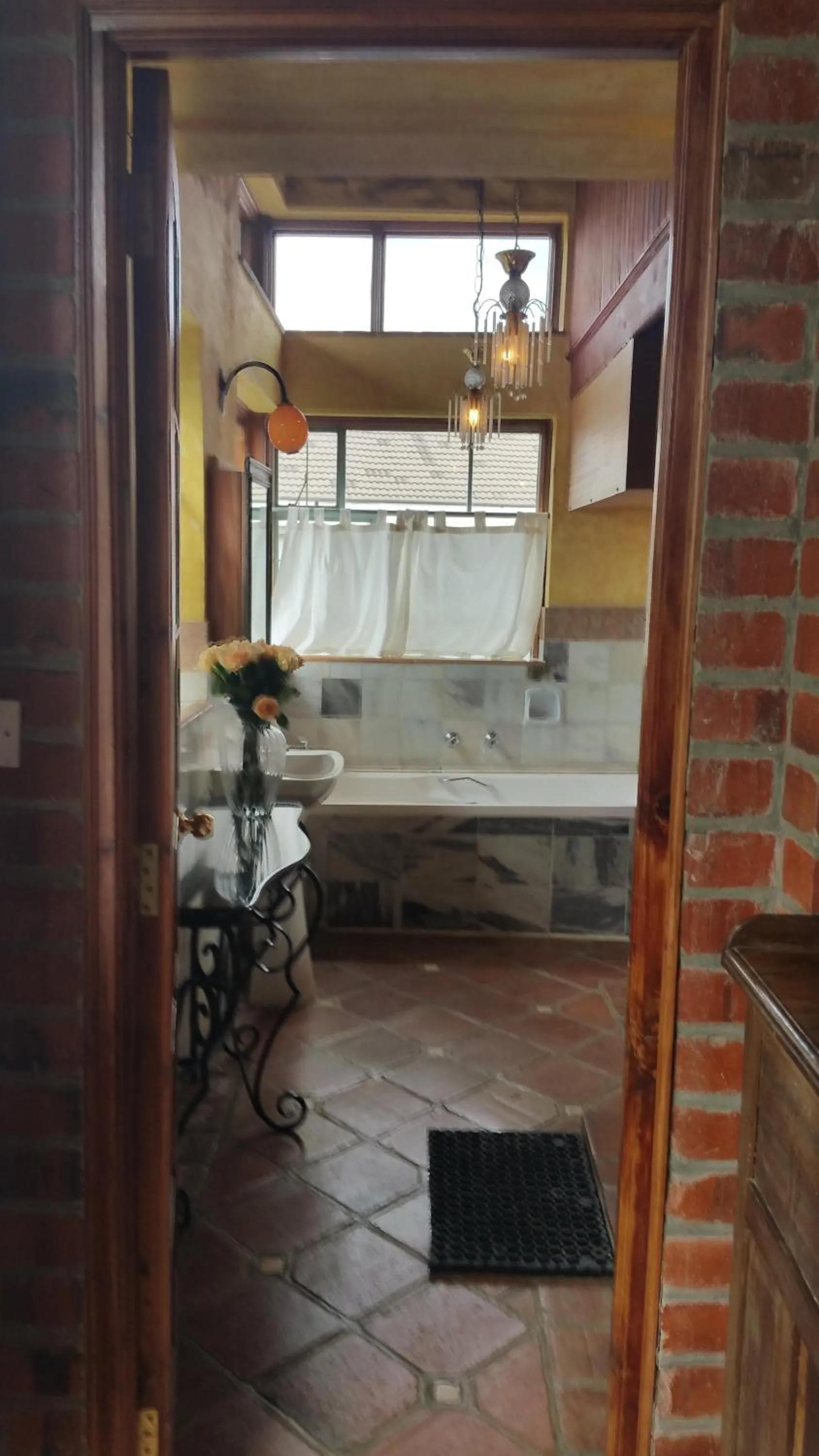 Shower in Woodmere Grand Hotel & Serviced Apartments