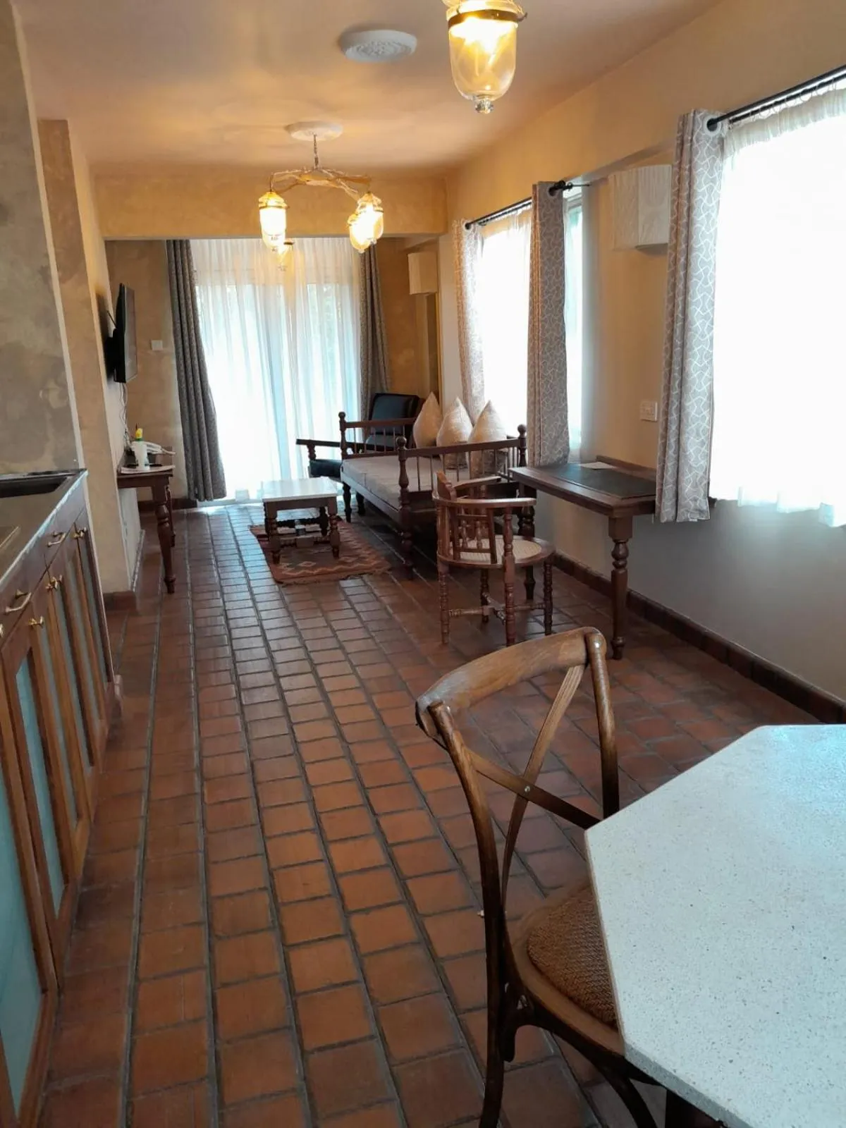 Living room in Woodmere Grand Hotel & Serviced Apartments