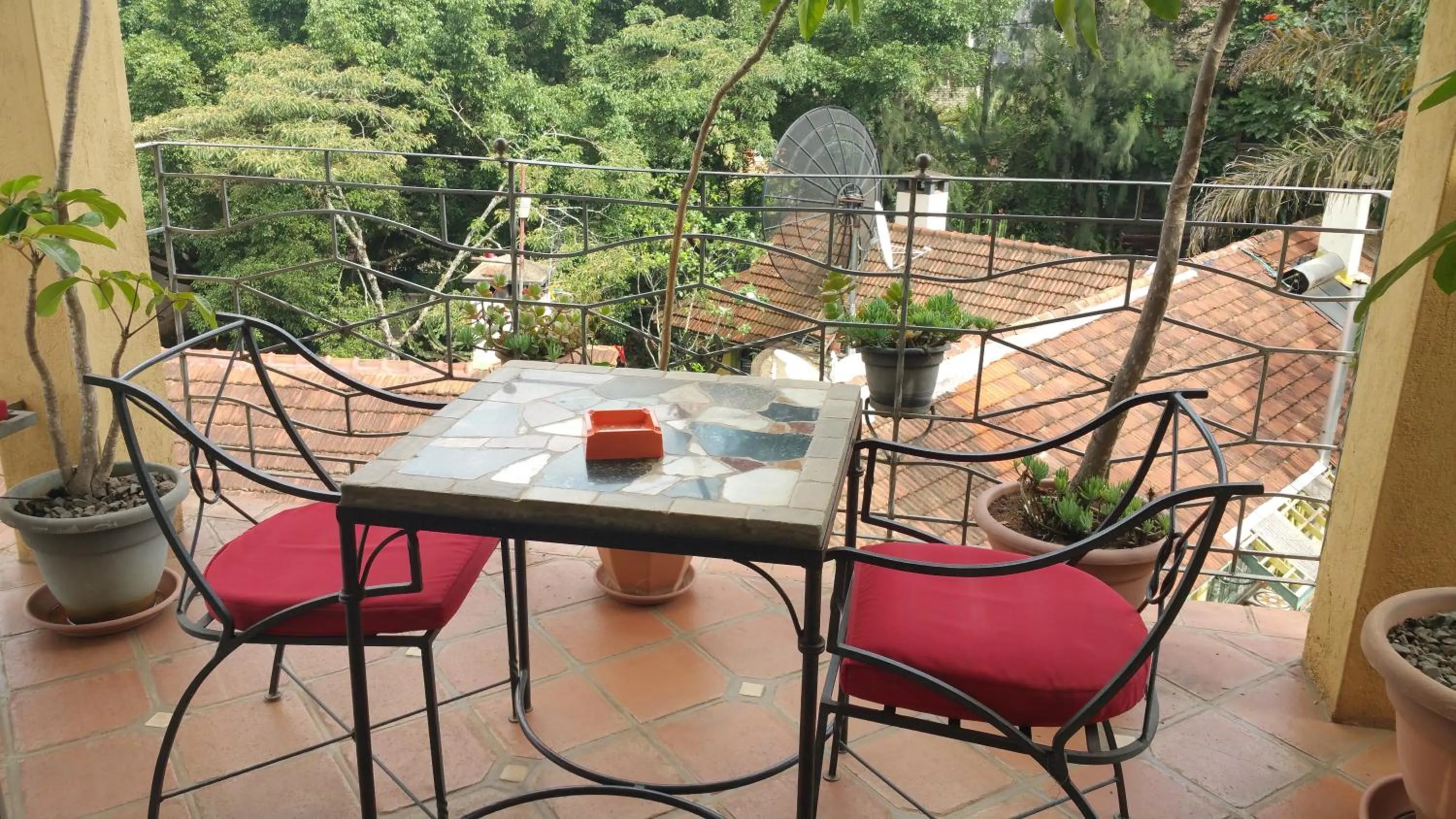 Balcony/Terrace in Woodmere Grand Hotel & Serviced Apartments