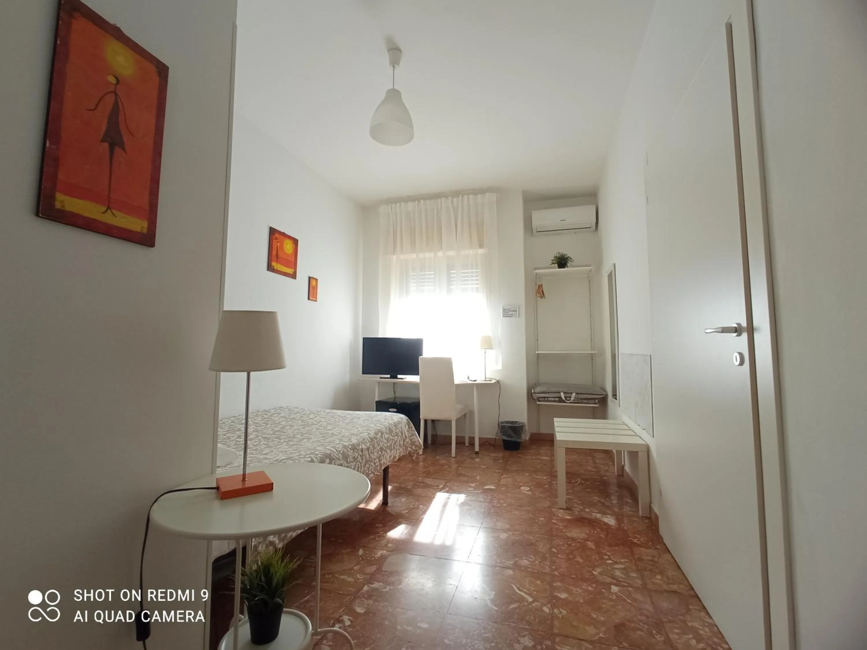 Bed in Bed & Breakfast Fontanarossa Airport -Private Parking-