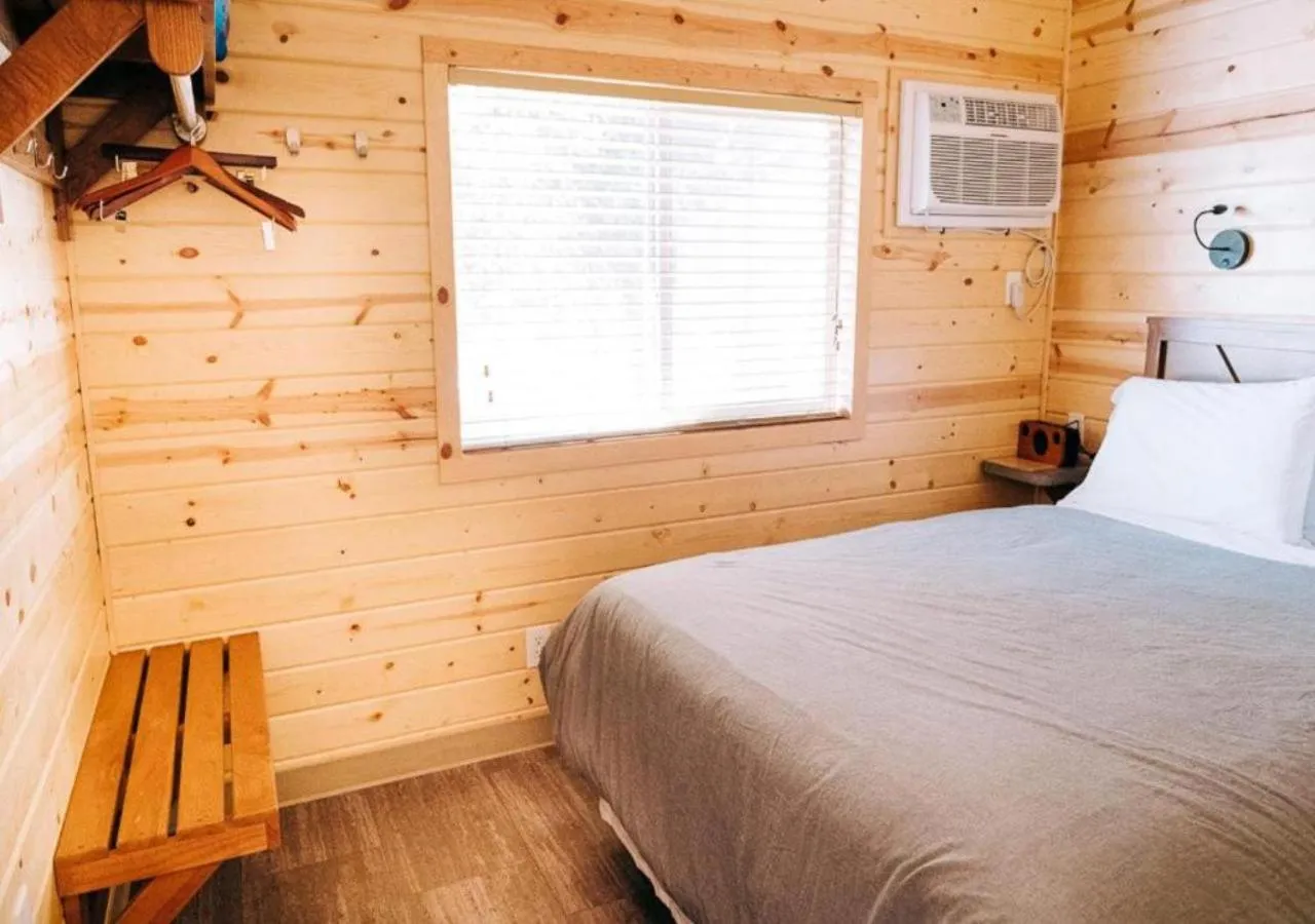 Bed in Sierra Meadows