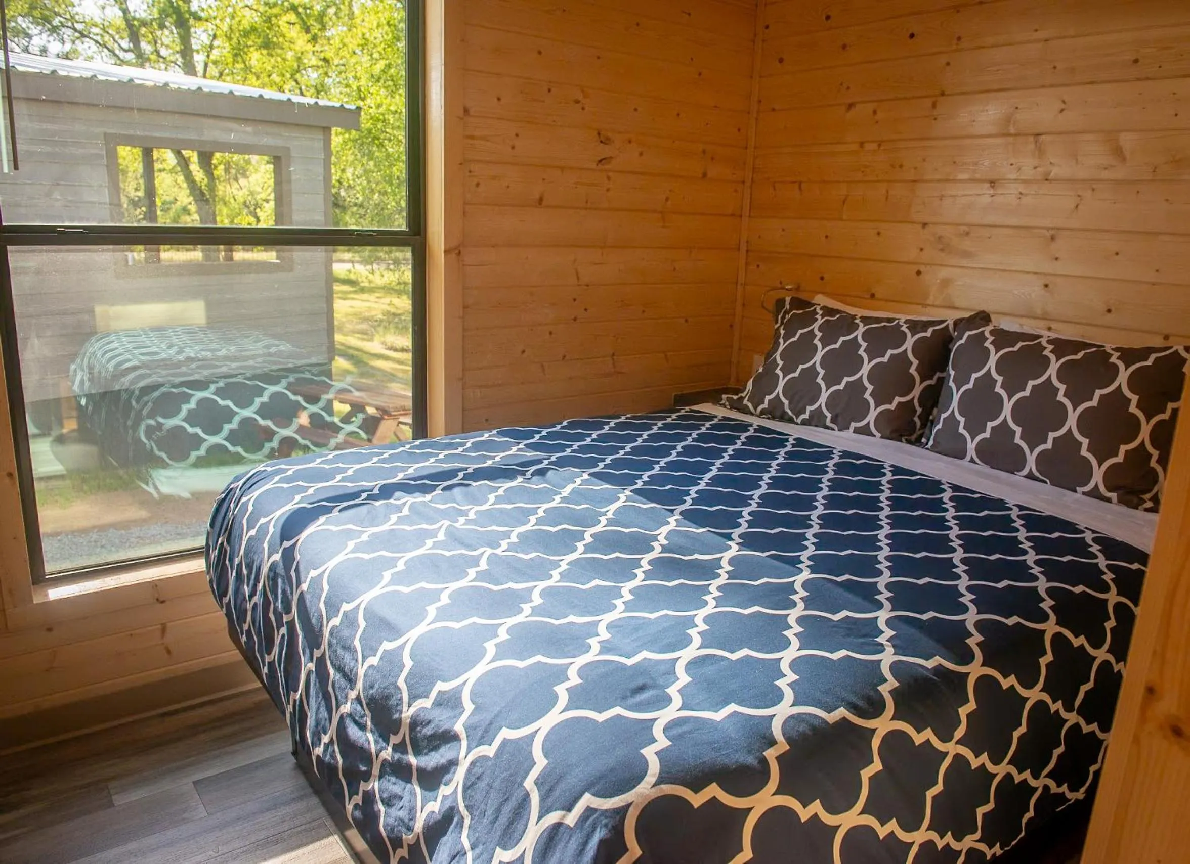 Bed in Sierra Meadows