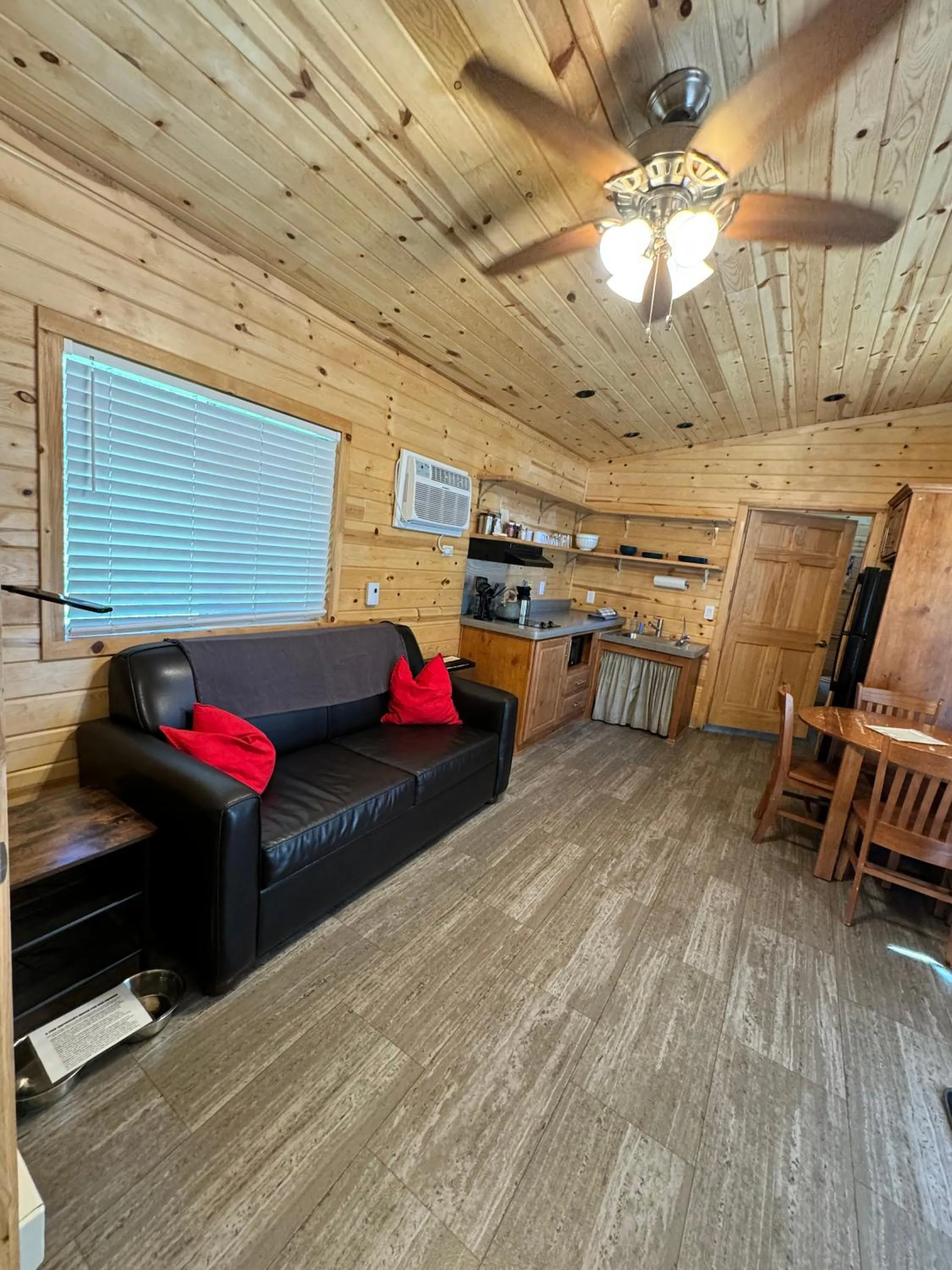 Living room in Sierra Meadows