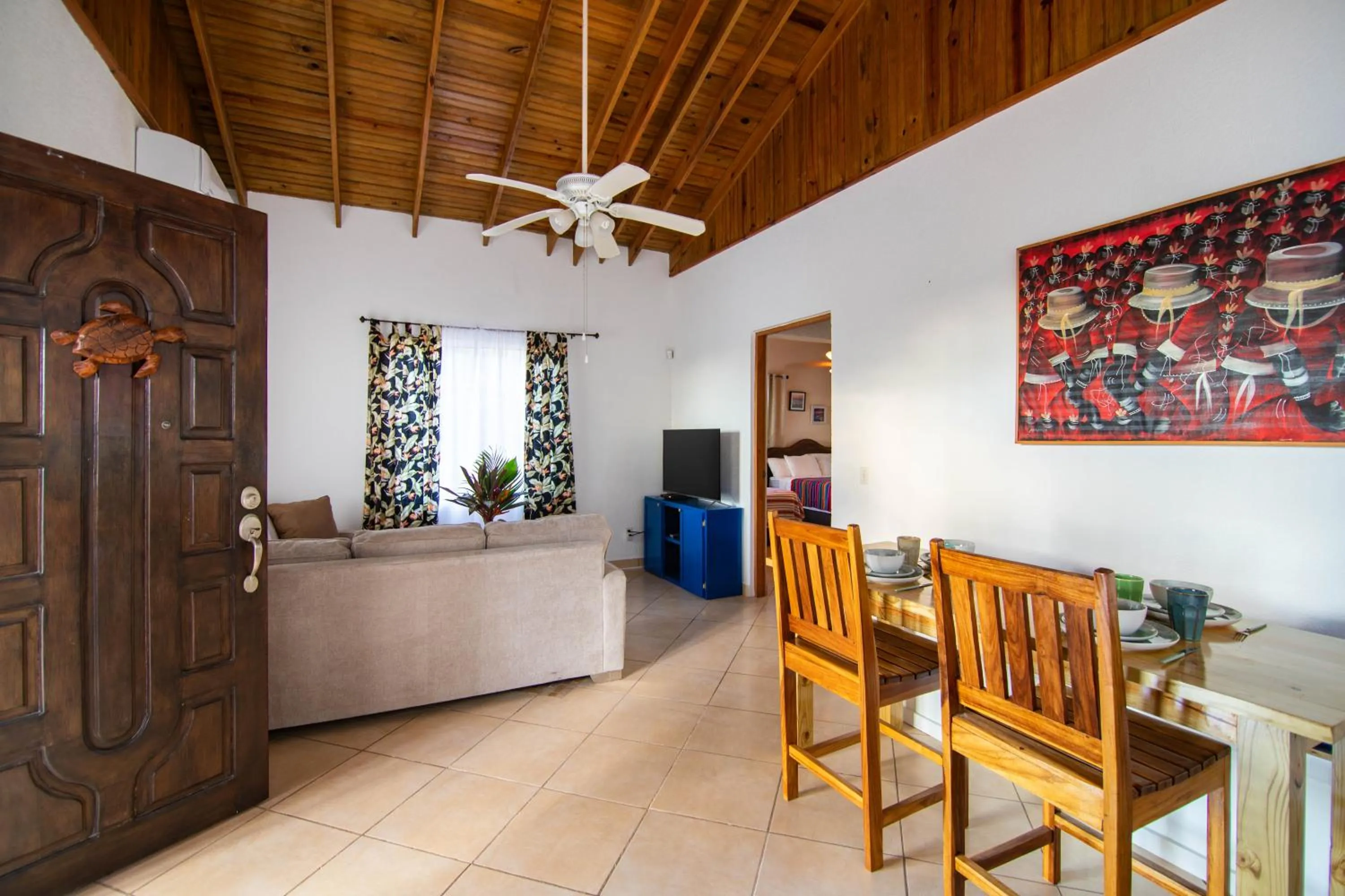 Living room in Seaside Inn Roatan