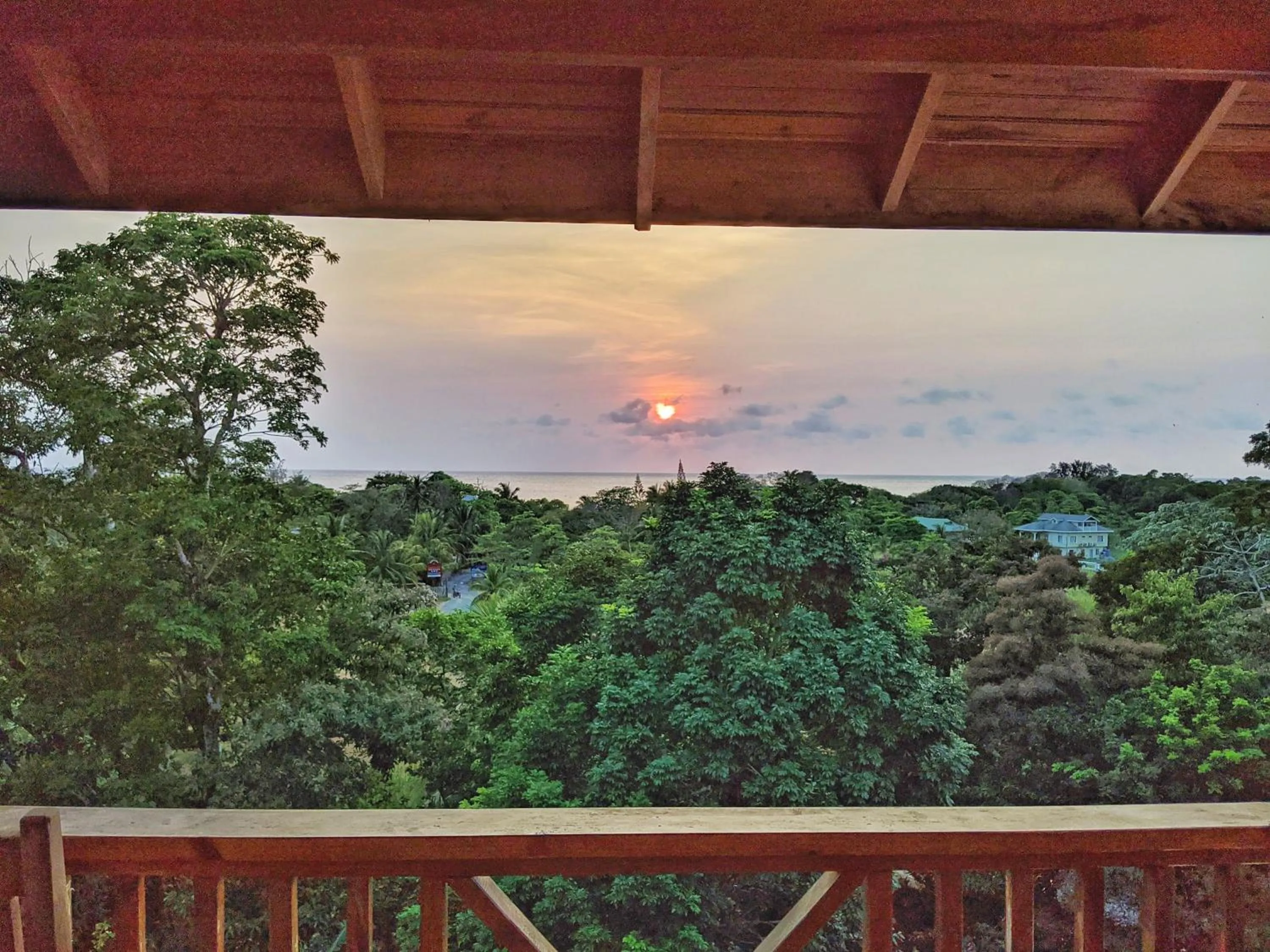 Sea view in Seaside Inn Roatan