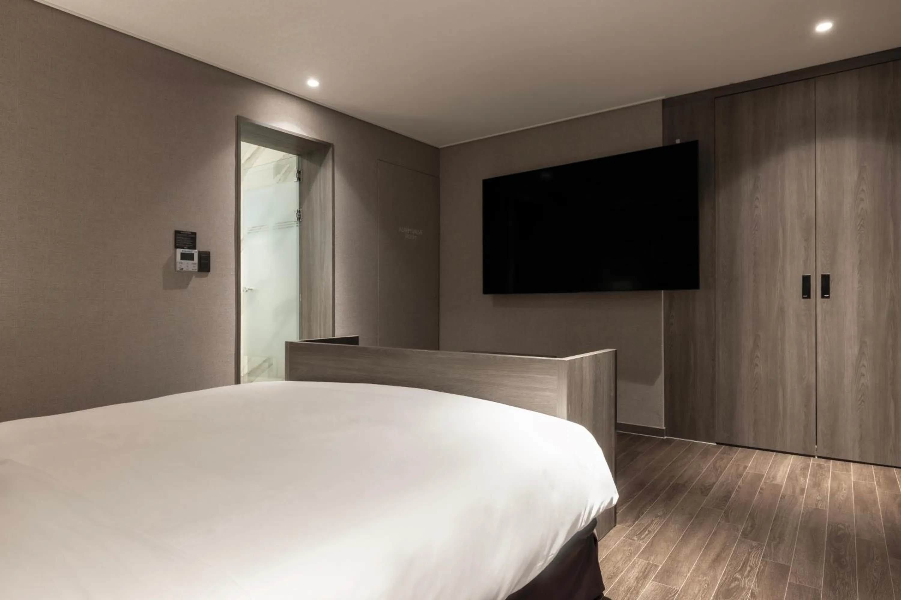 Area and facilities, Bed in Kent Hotel Gwangalli by Kensington