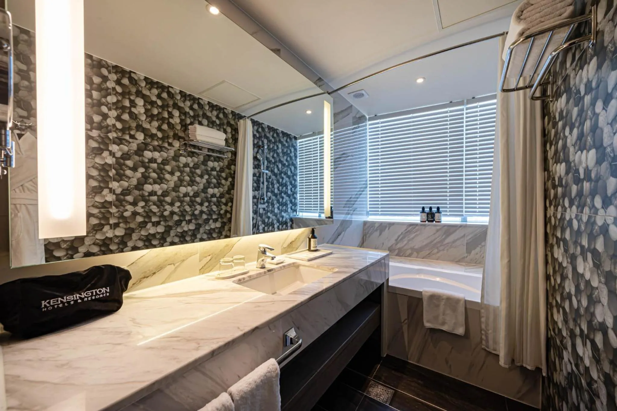 Solarium in Kent Hotel Gwangalli by Kensington