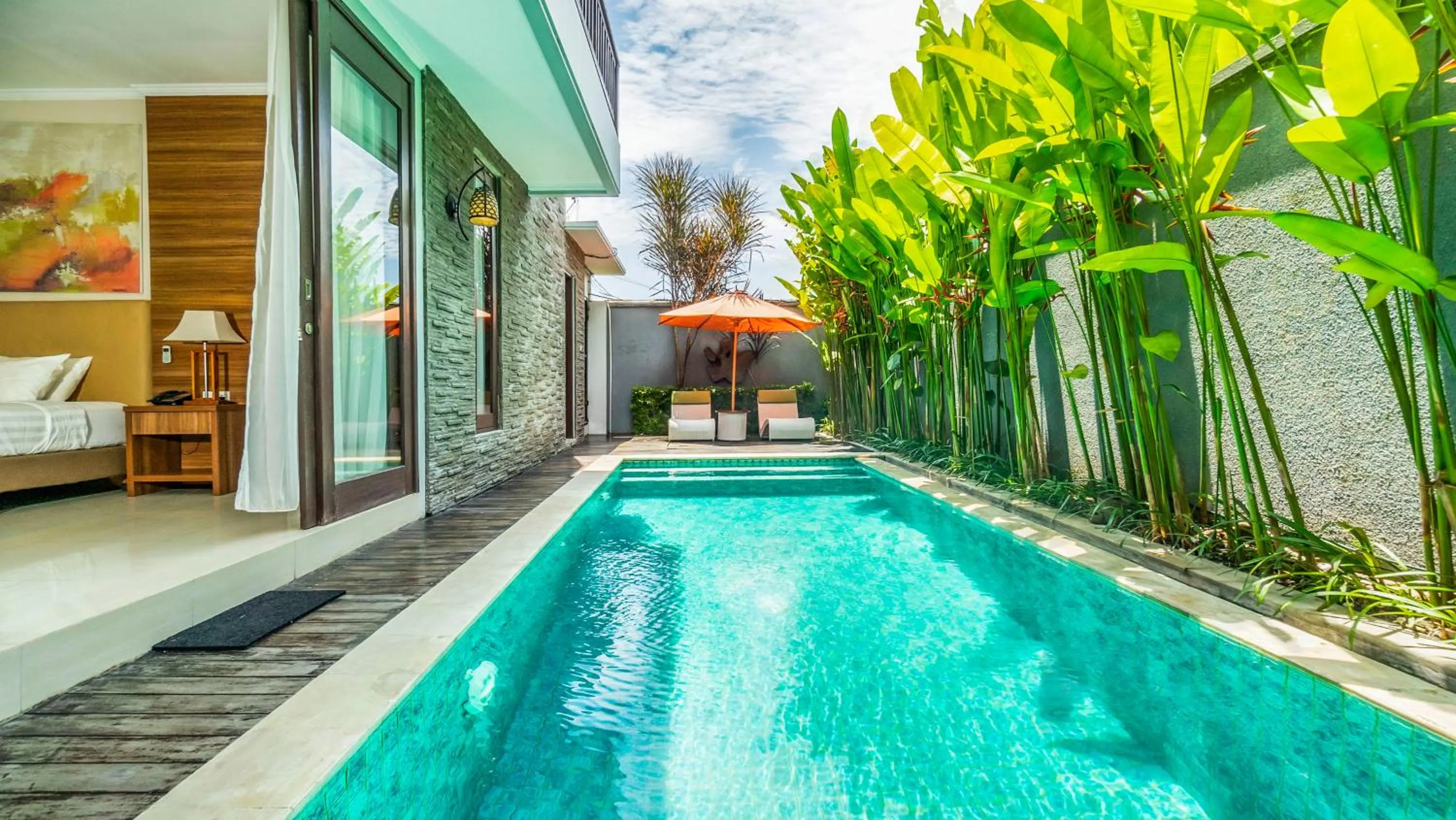 Swimming pool in Sotis Villas