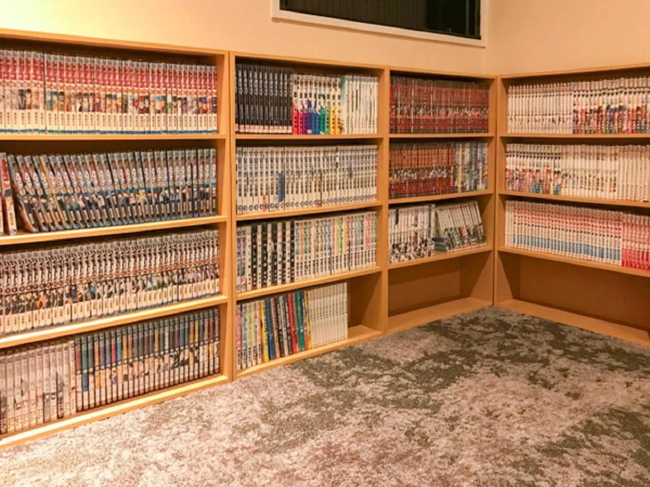 Library in LiVEMAX RESORT Aki Miyahama Onsen