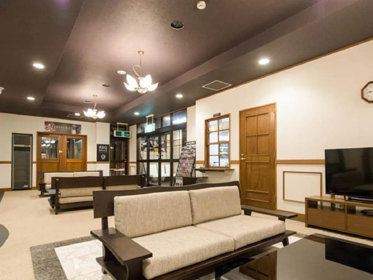 Communal lounge/ TV room in LiVEMAX RESORT Aki Miyahama Onsen