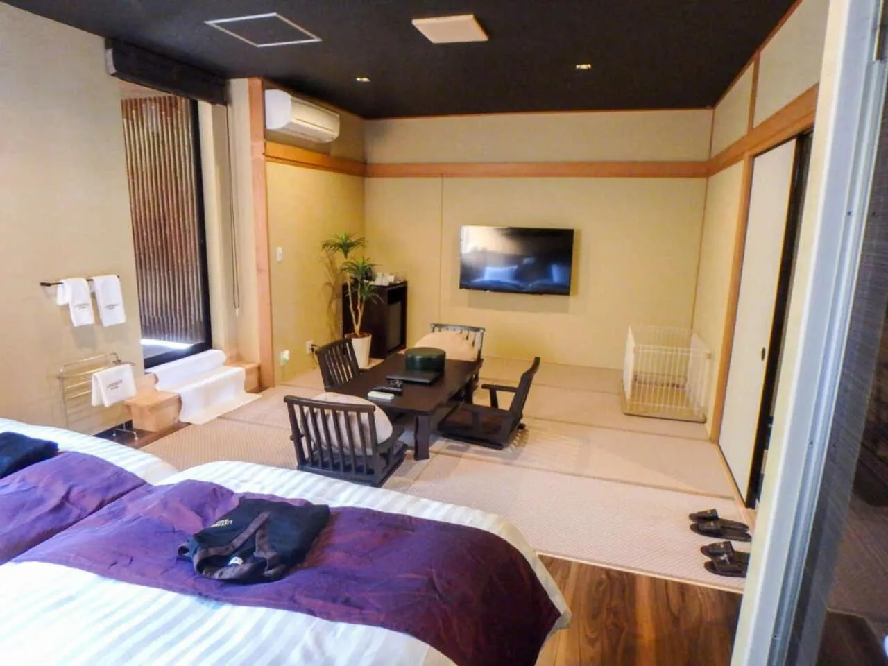 Photo of the whole room, Bed in LiVEMAX RESORT Aki Miyahama Onsen