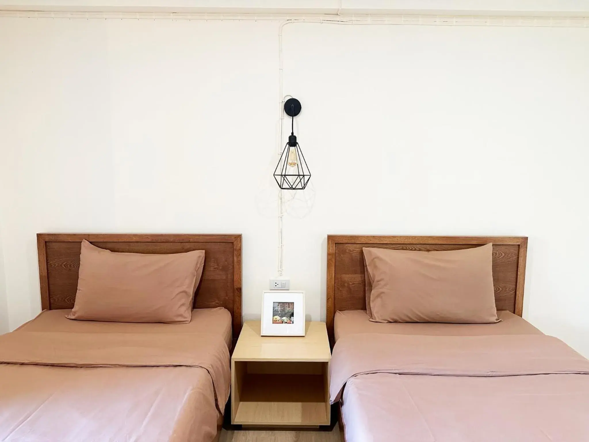 Superior Twin Room in I-Home Residence and Hotel Superior Twin Room in I-Home Residence and Hotel