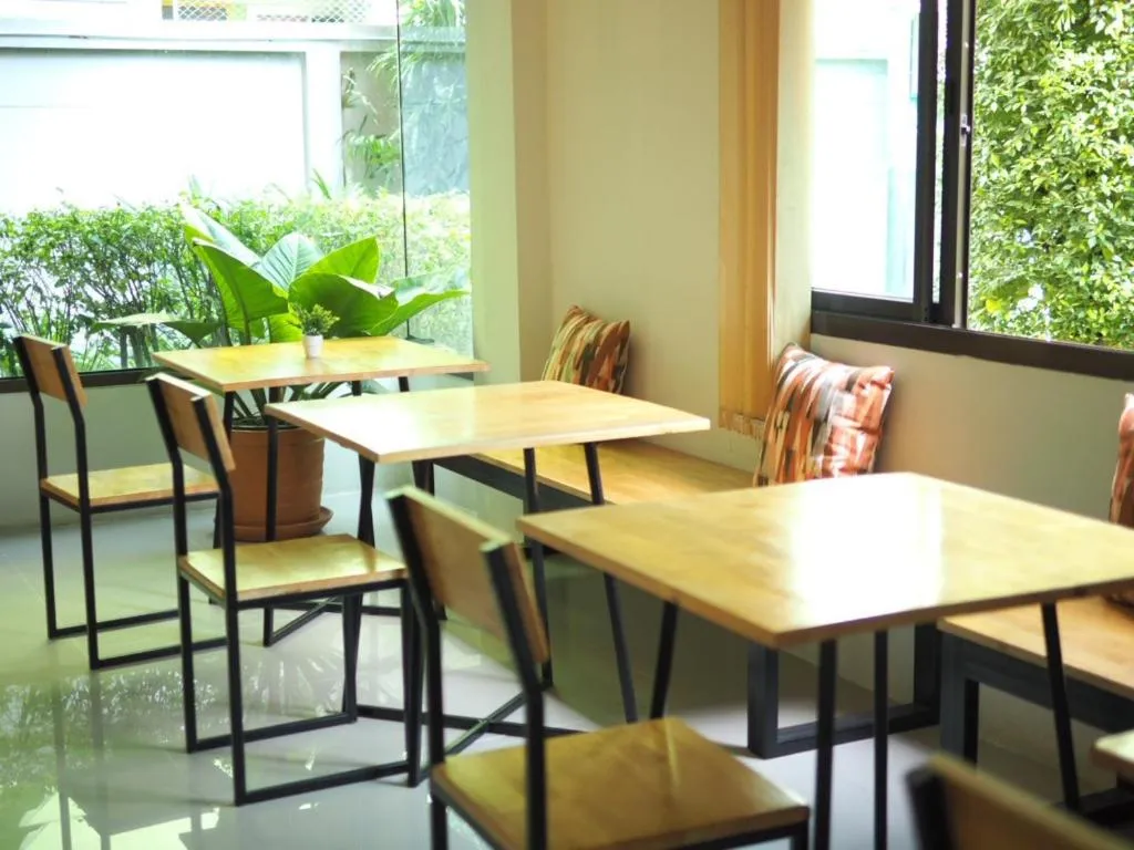 I-Home Residence and Hotel