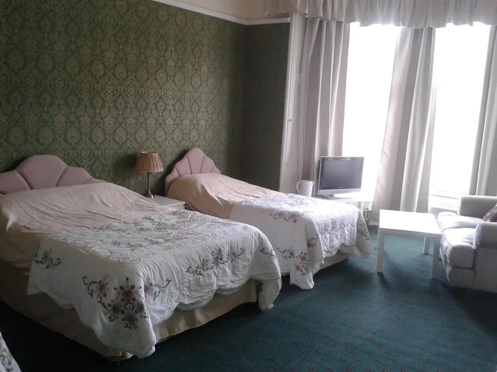 Bedroom, Bed in Capital Guest House