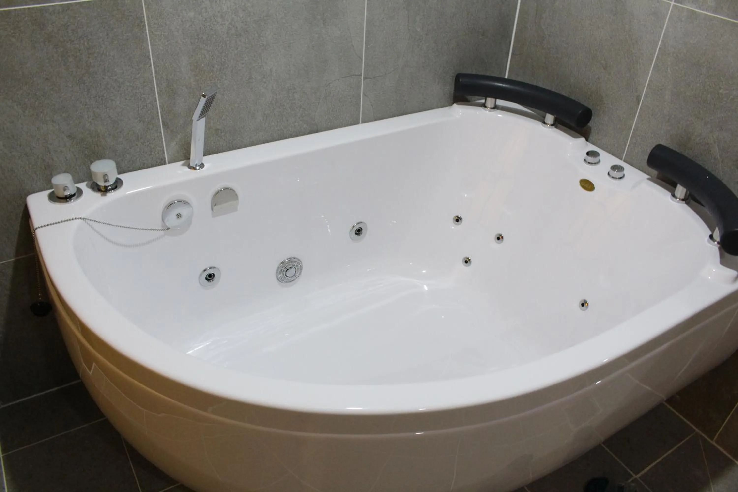 Hot Spring Bath in Jeonju Lime Hotel