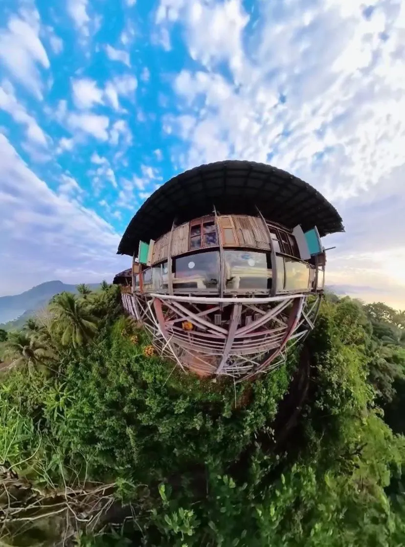 Karang Aji Beach Villa