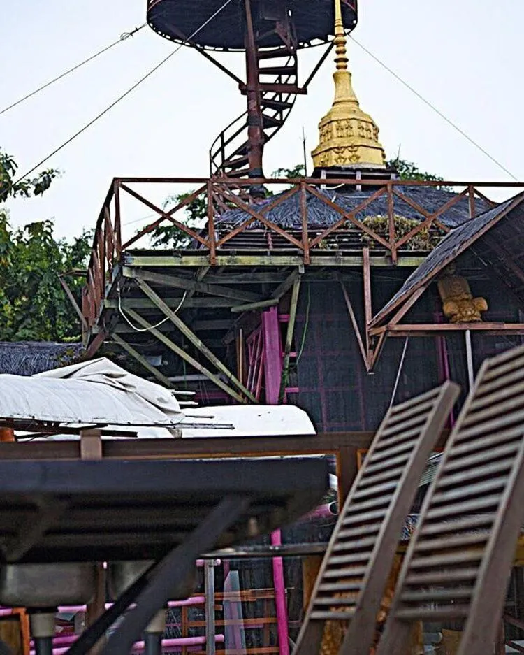 Karang Aji Beach Villa