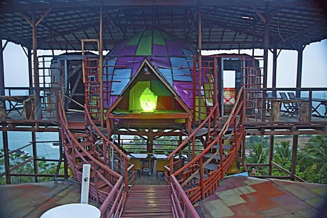 Karang Aji Beach Villa