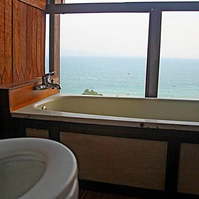 Karang Aji Beach Villa