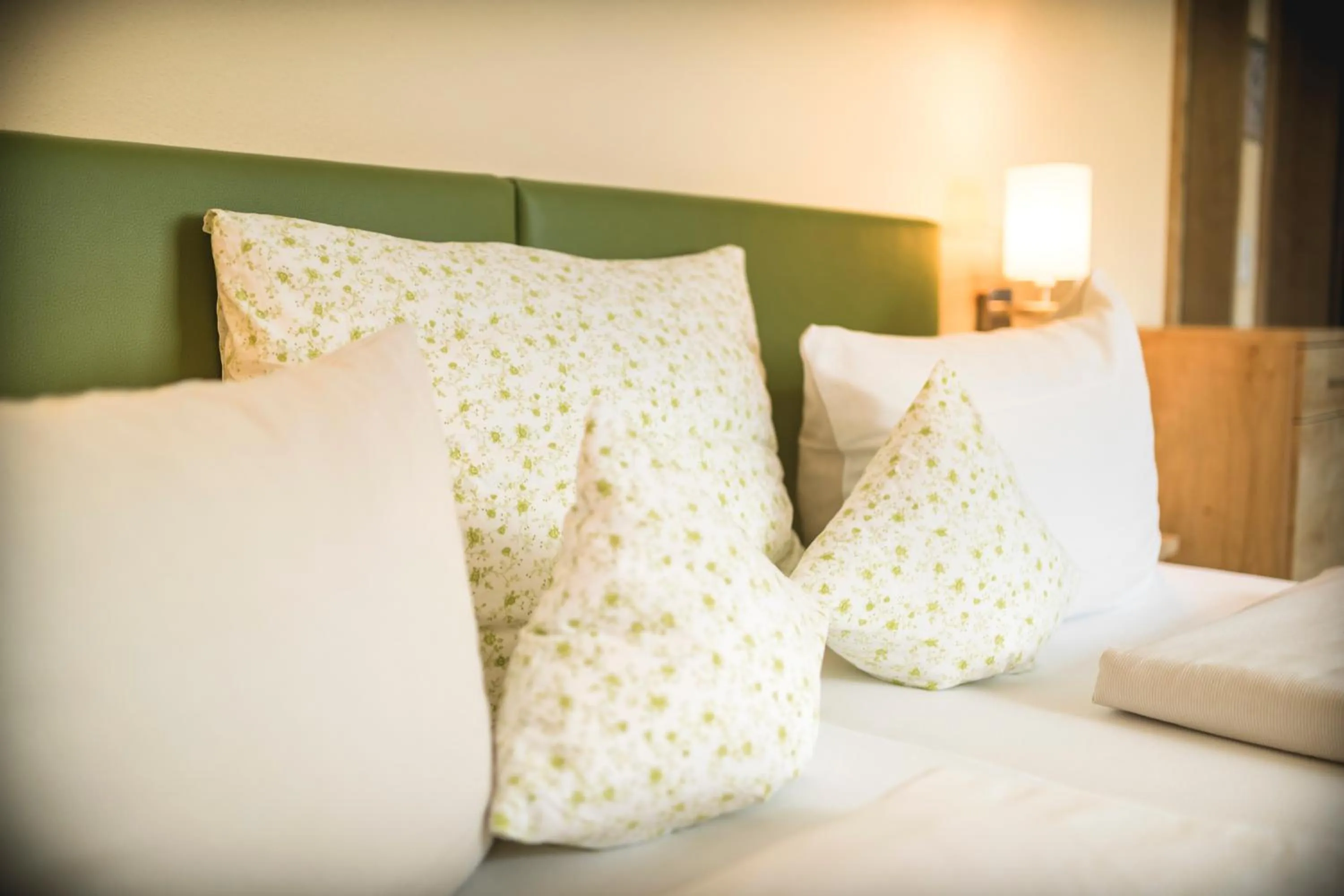 Bed in Gasthof - Hotel Zur Post