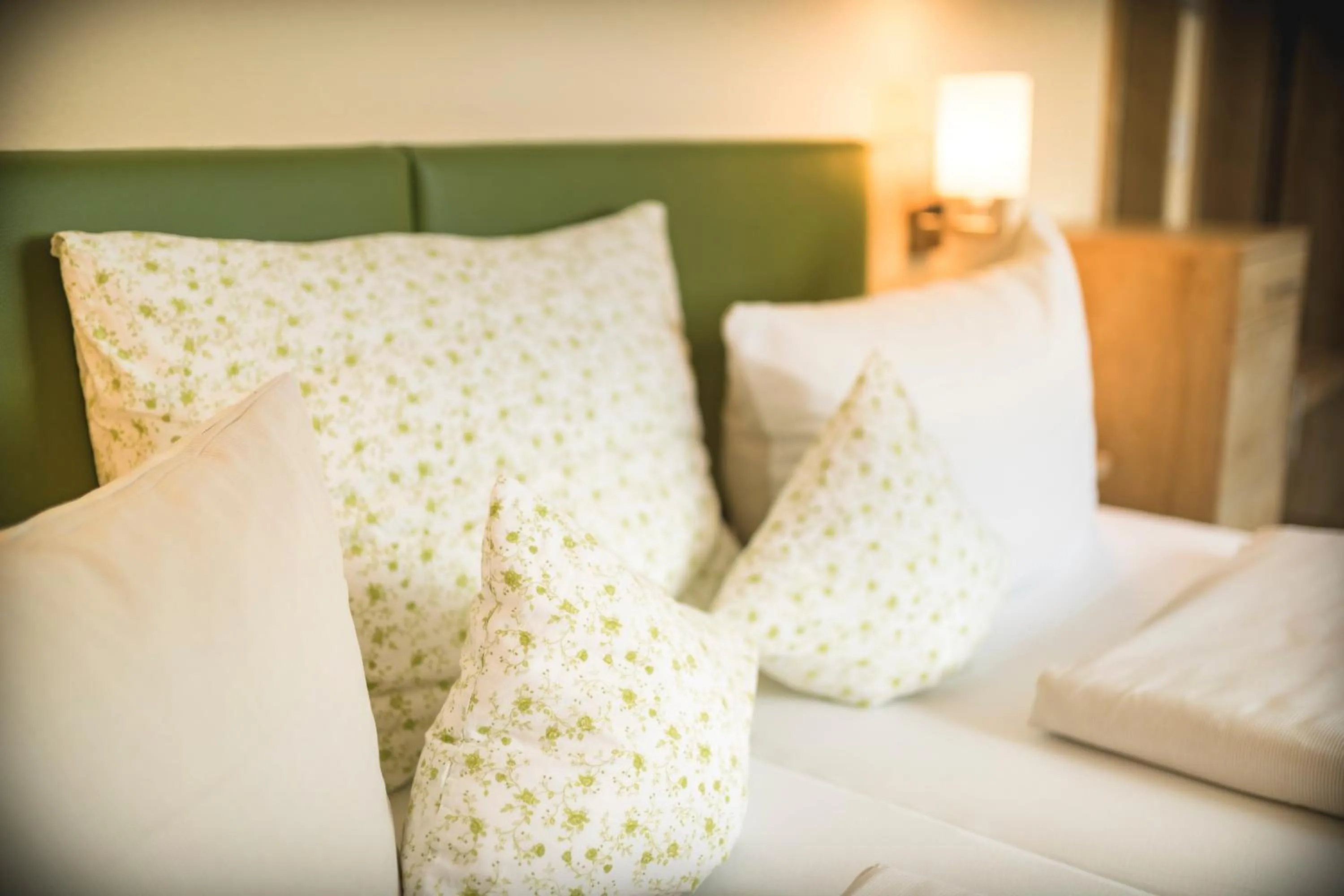 Bed in Gasthof - Hotel Zur Post