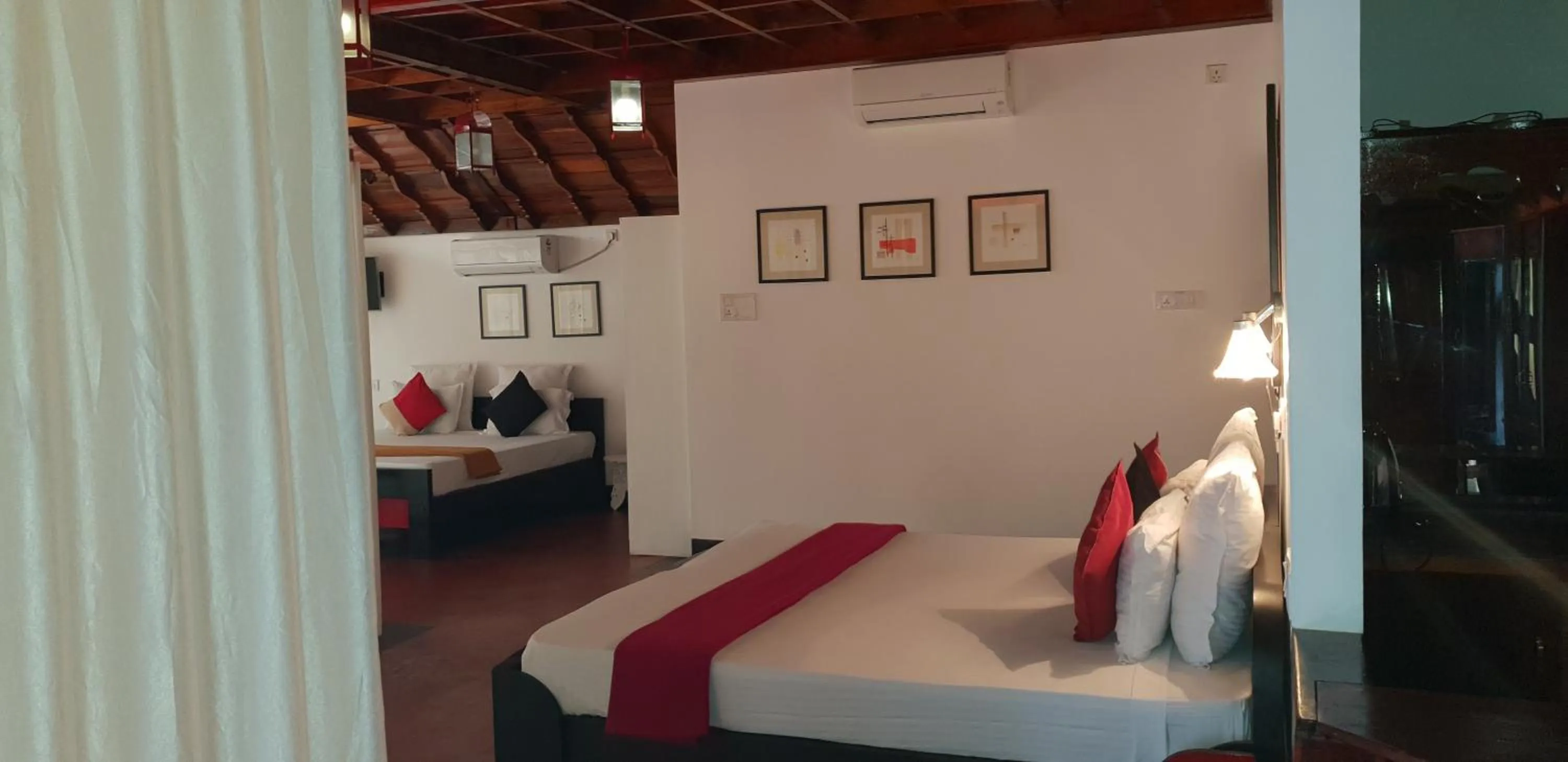 Bed in Petit Elephant