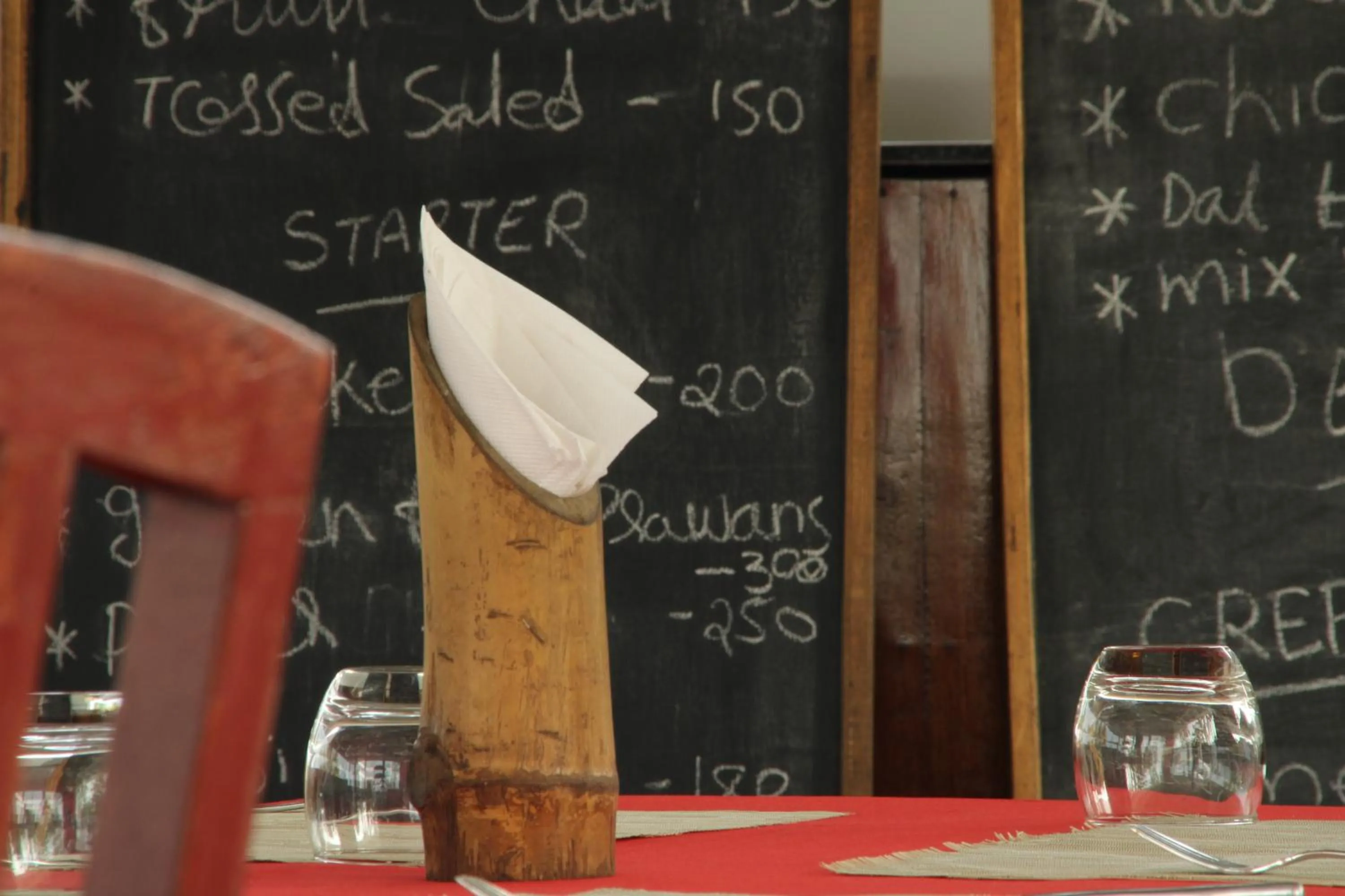 Dining area in Petit Elephant