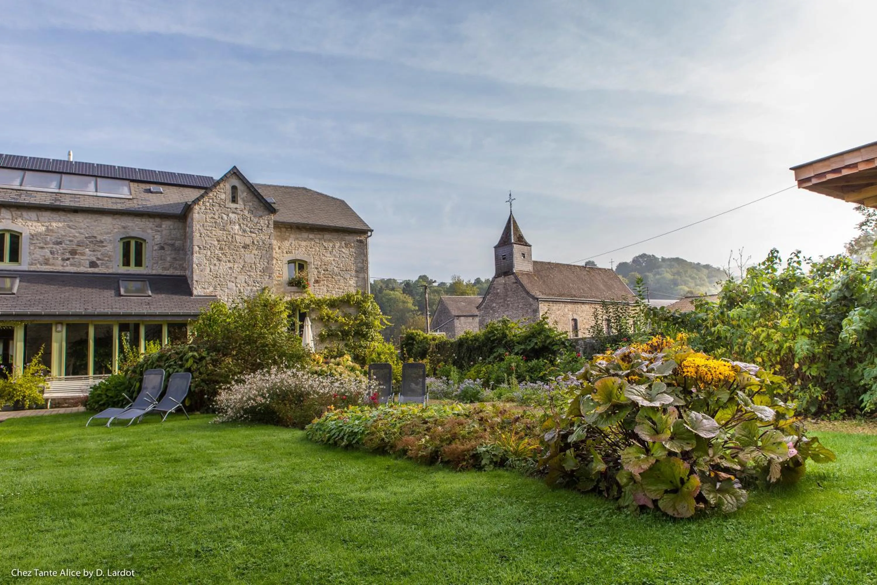 Garden in B&B Chez tante Alice