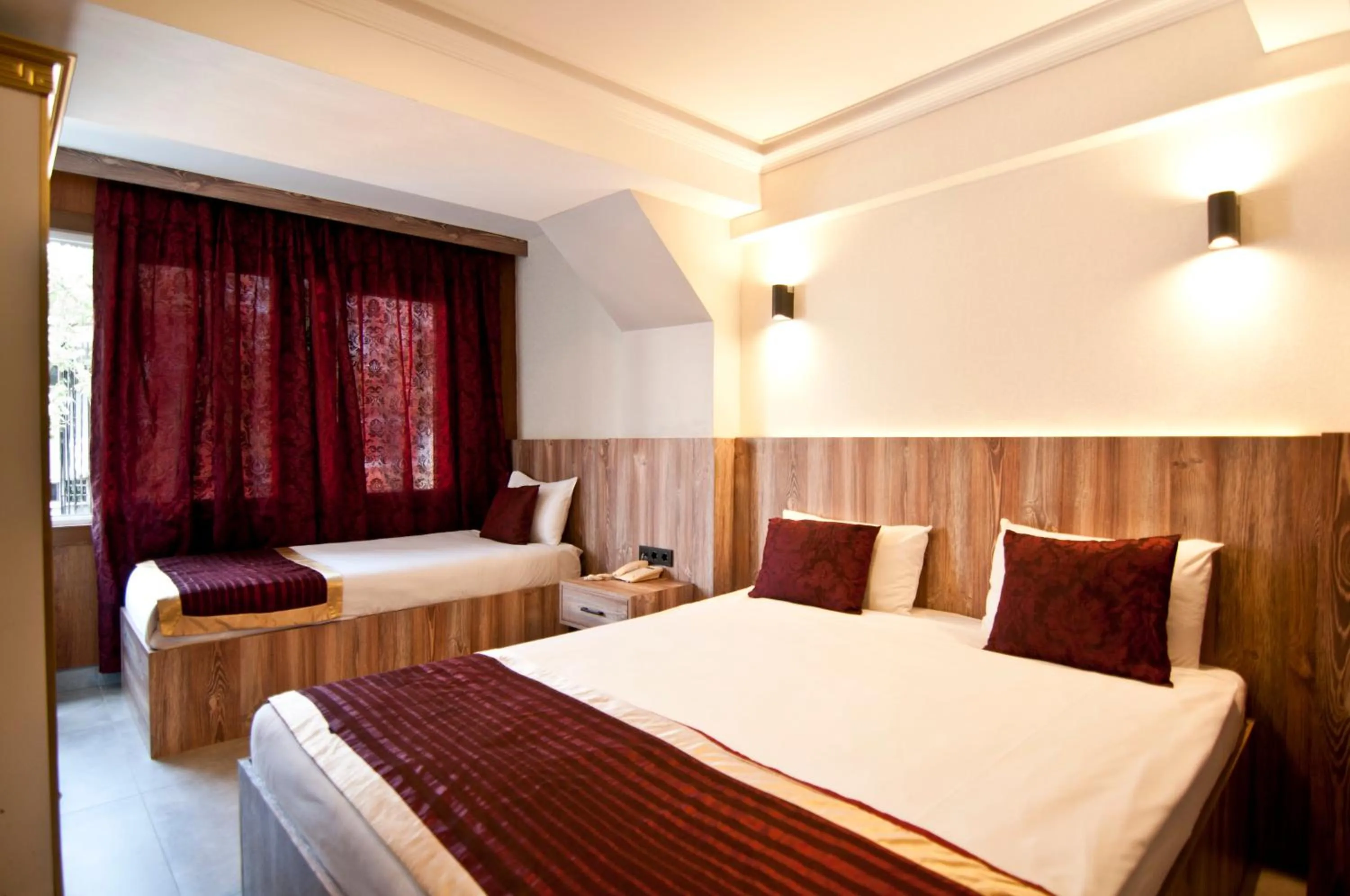 Photo of the whole room, Bed in Vali Konak Hotel Nişantaşı