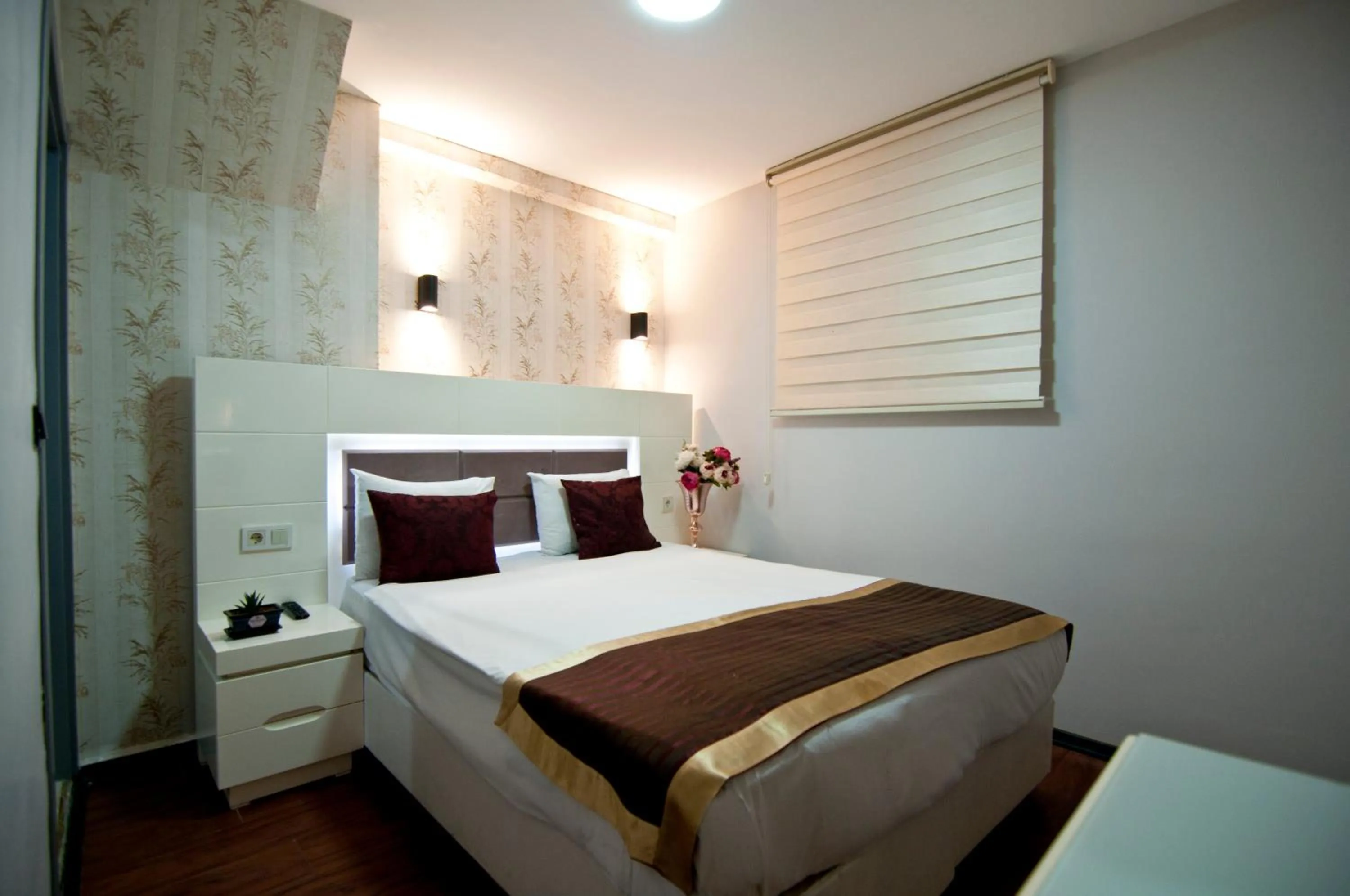 Bed in Vali Konak Hotel Nişantaşı