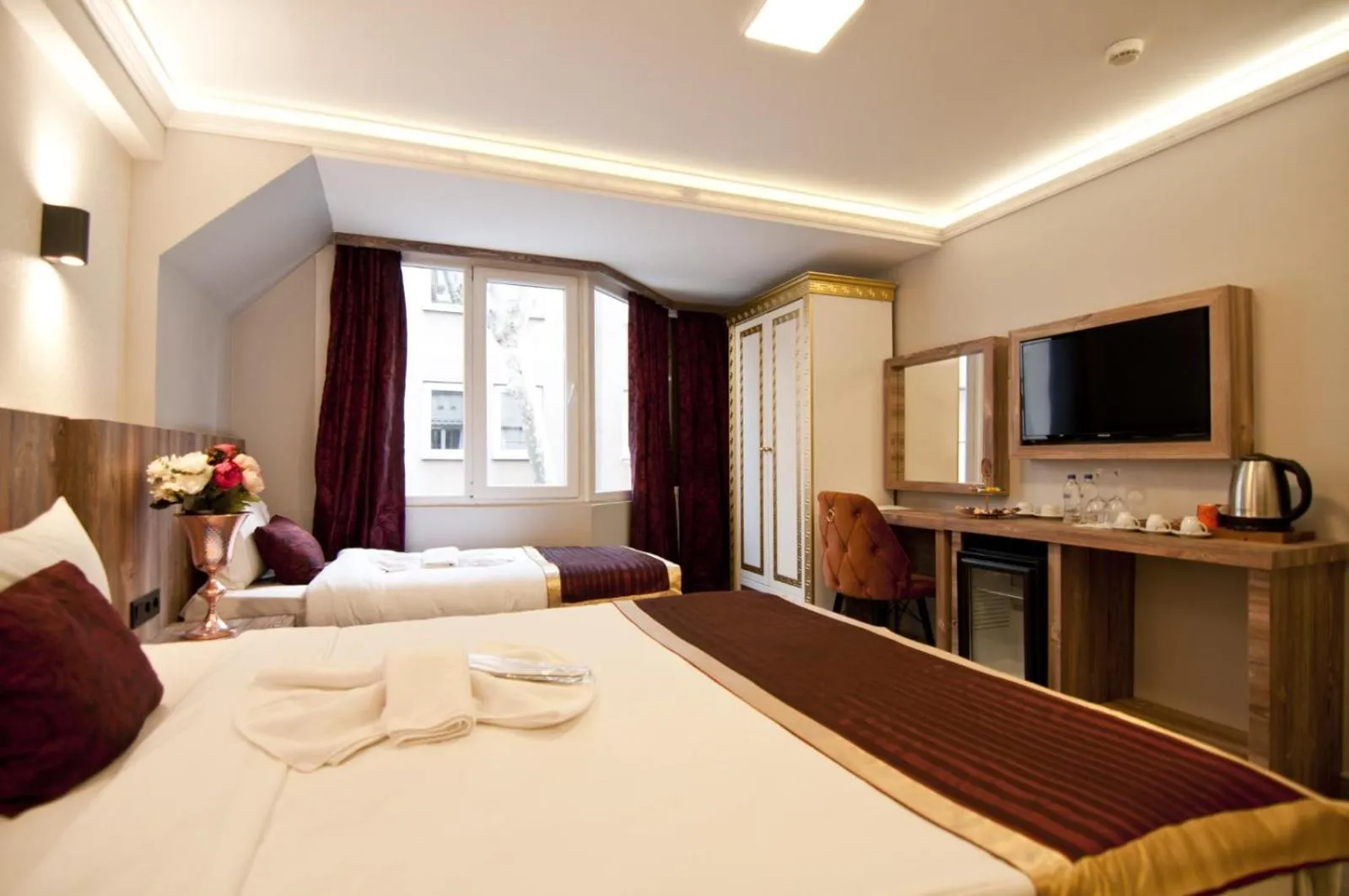 Bed in Vali Konak Hotel Nişantaşı