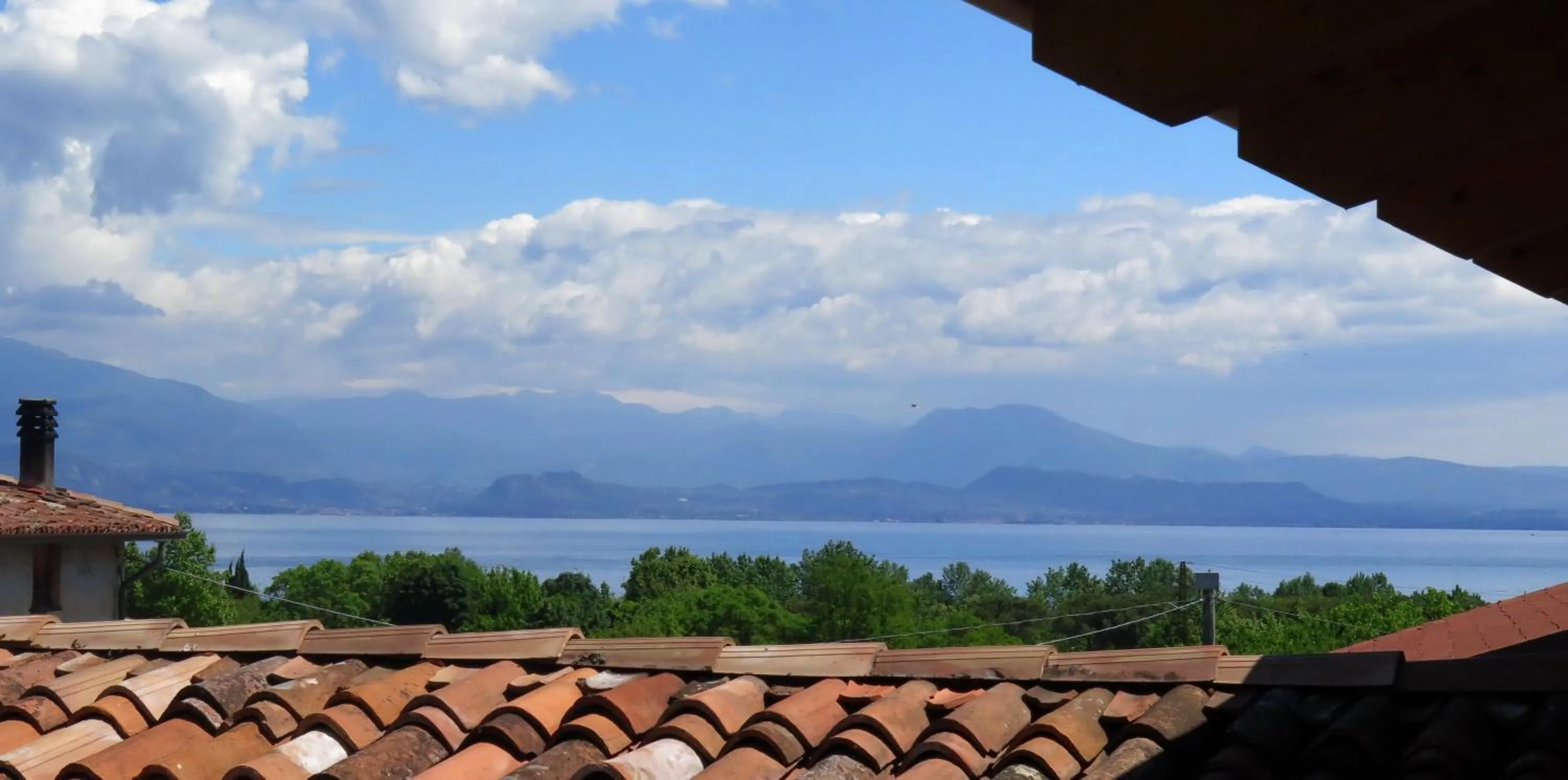 Lake view in Art Gallery Rooms