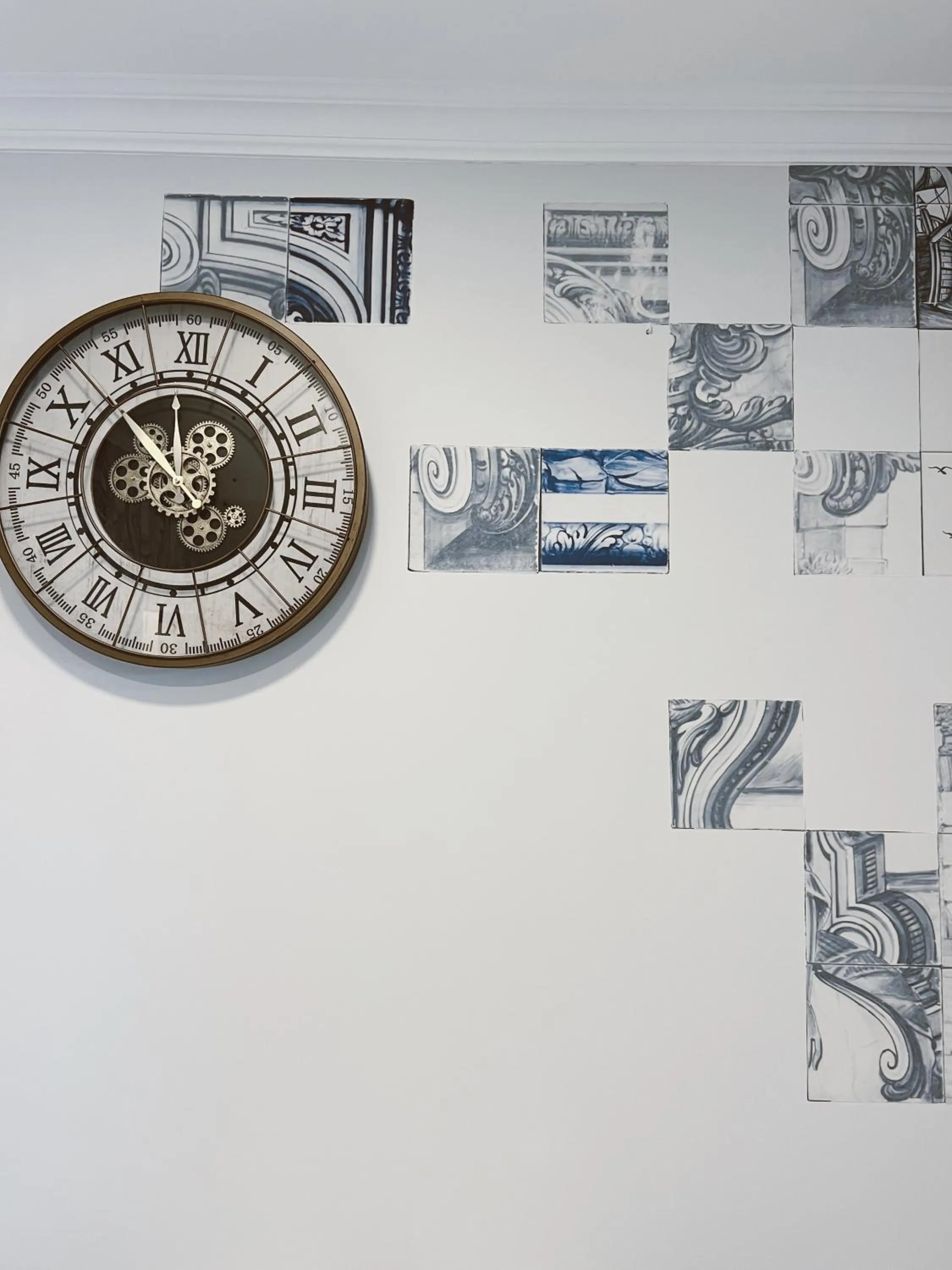 Decorative detail in Silk Lisbon