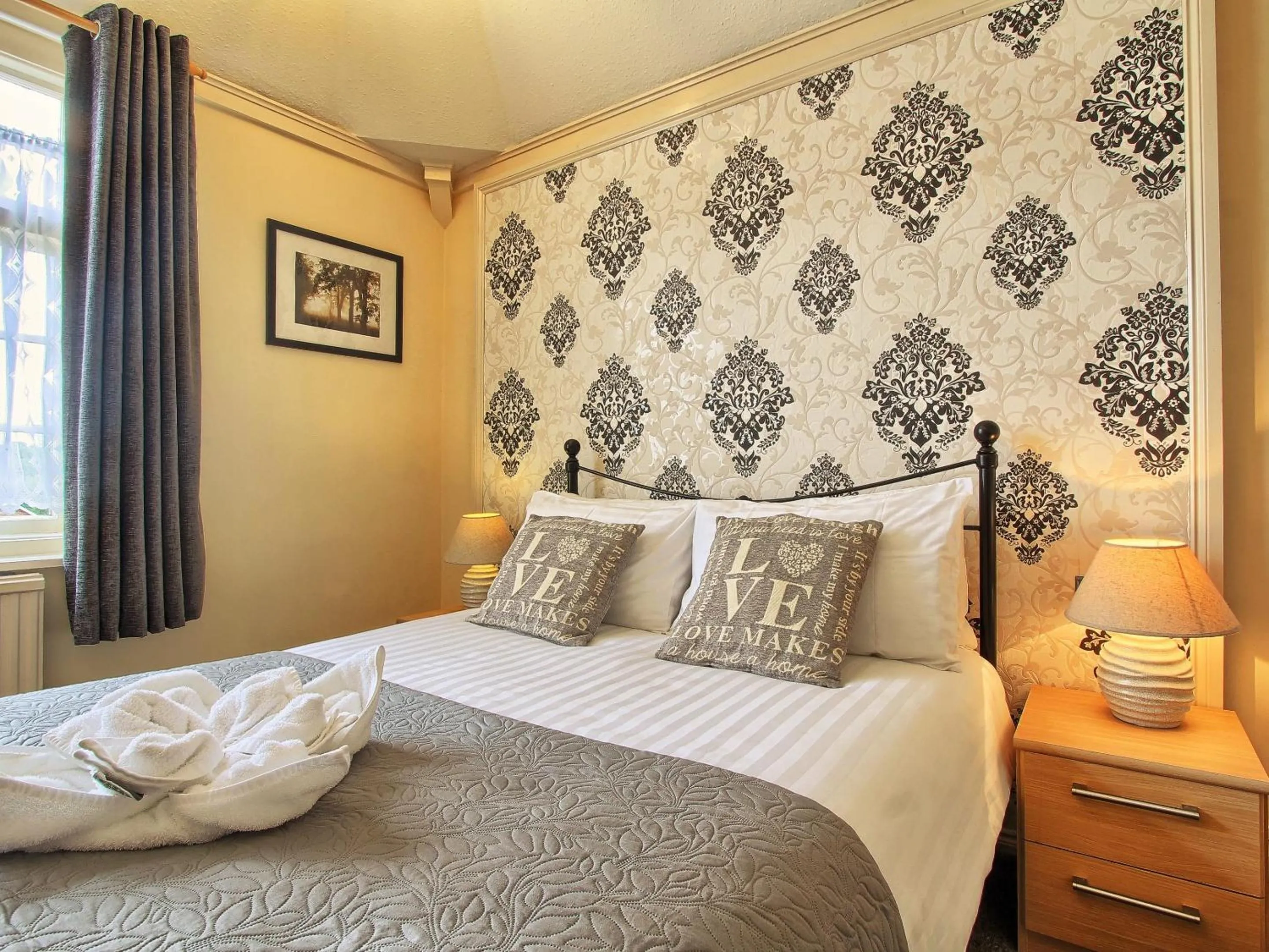 Bedroom, Bed in The Stockton Arms