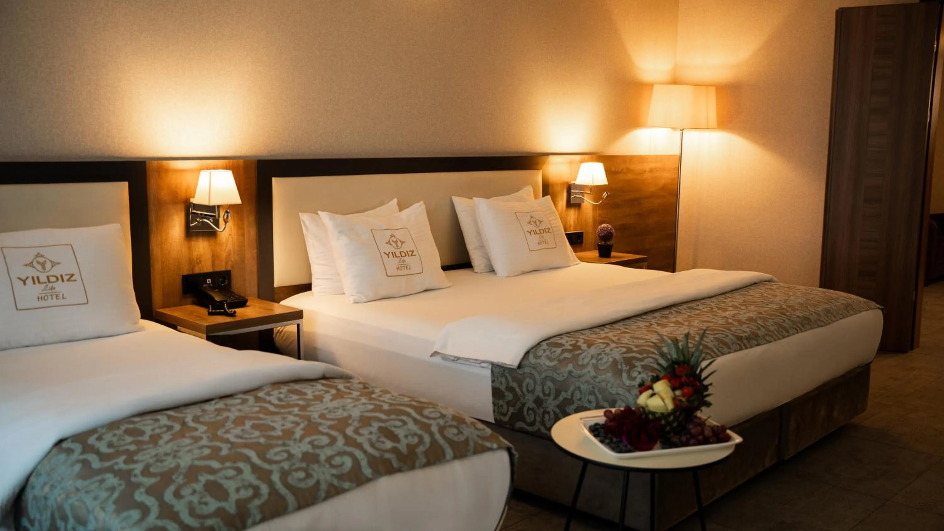 Bedroom, Bed in Yildiz Life Hotel