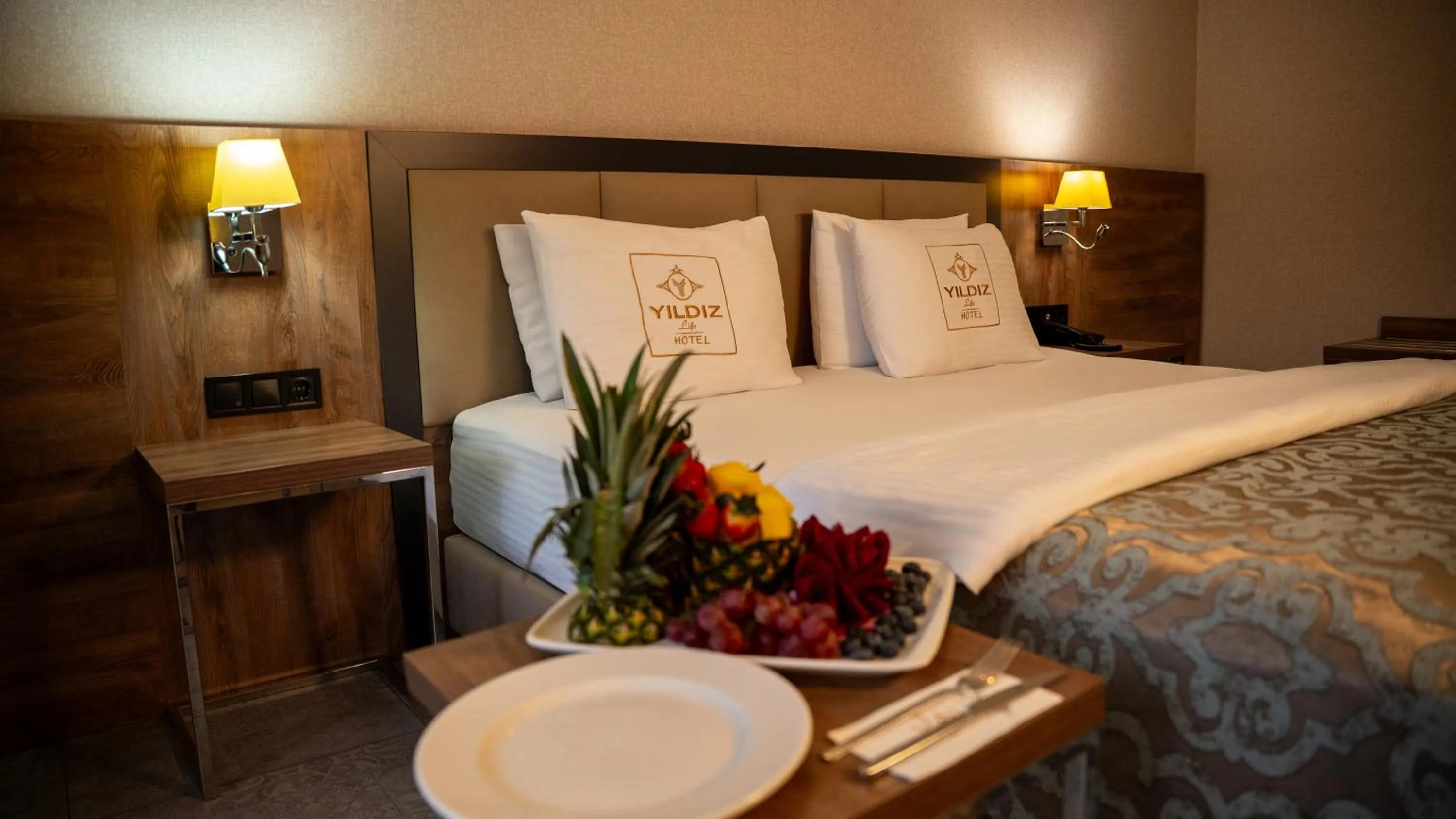 Bedroom, Bed in Yildiz Life Hotel